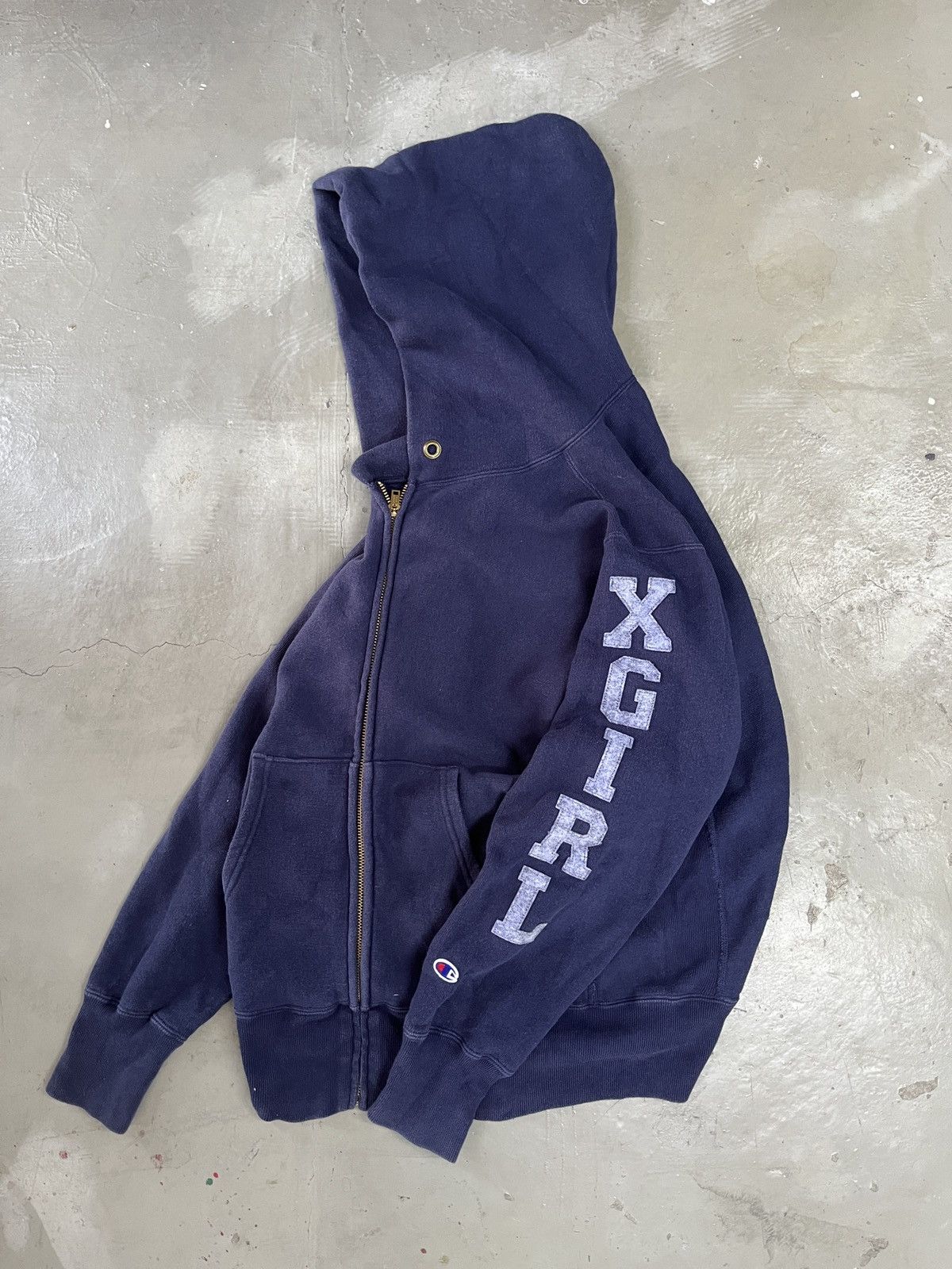 Champion Vintage Sunfaded Champion Xgirl Reverse Weave Zipper Hoodie Size US M / EU 48-50 / 2 - 2 Thumbnail