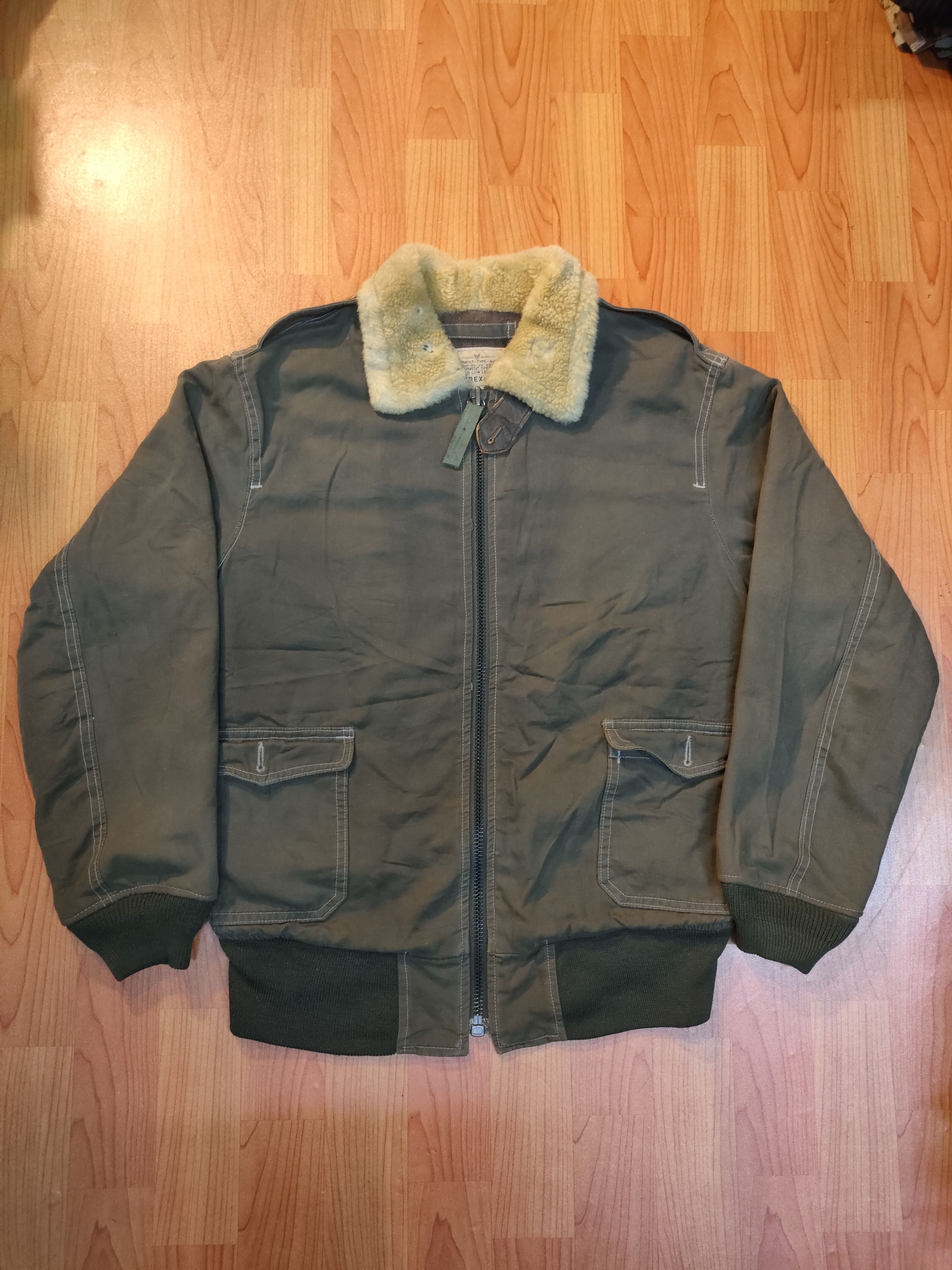 Avirex Avirex B-10 Sherpa Collar Jacket Size US M / EU 48-50 / 2 - 1 Thumbnail