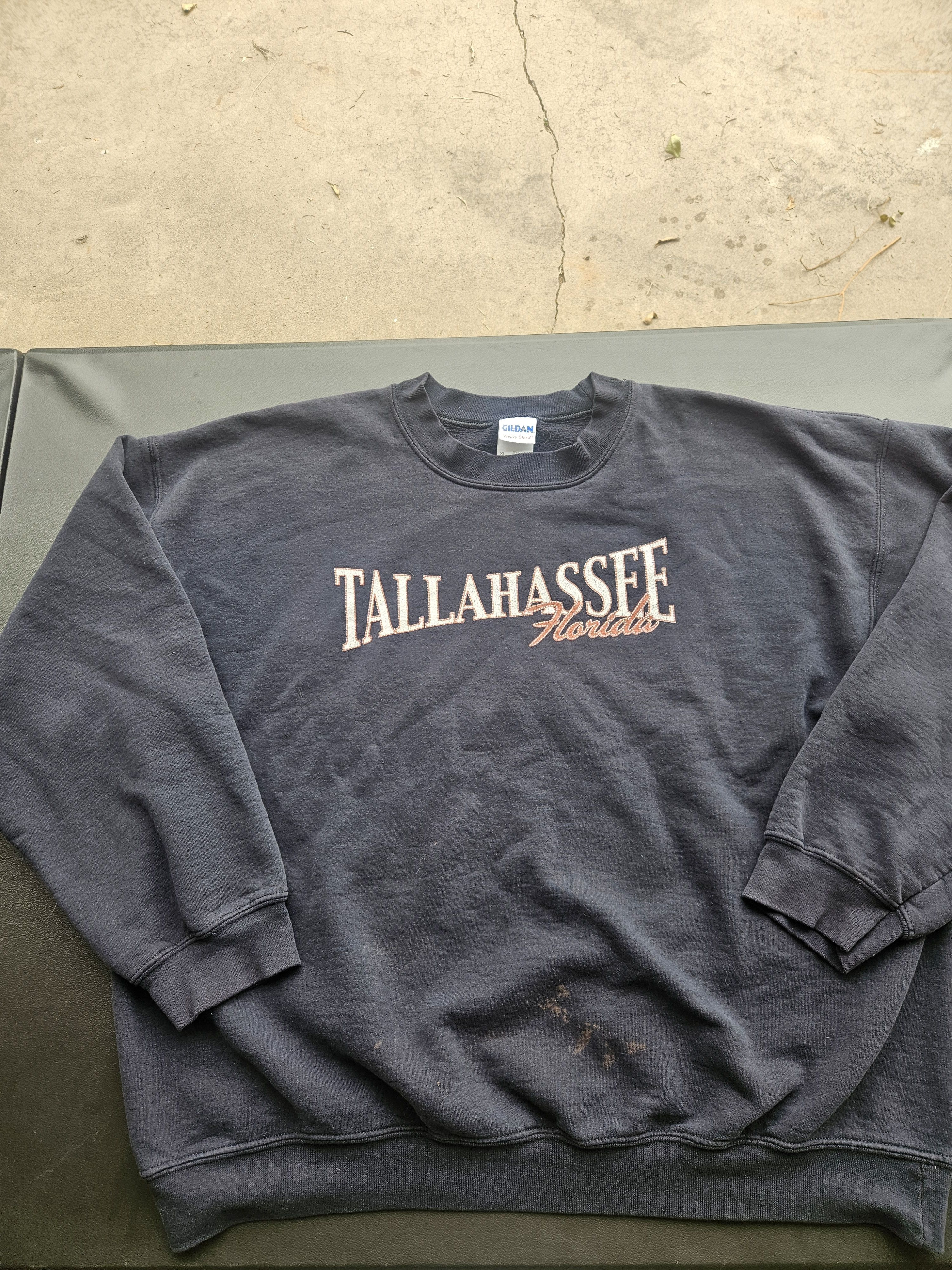 Gildan Tallahassee Florida Y2K Gildan Crewneck Sweater Size US XL / EU 56 / 4 - 1 Thumbnail