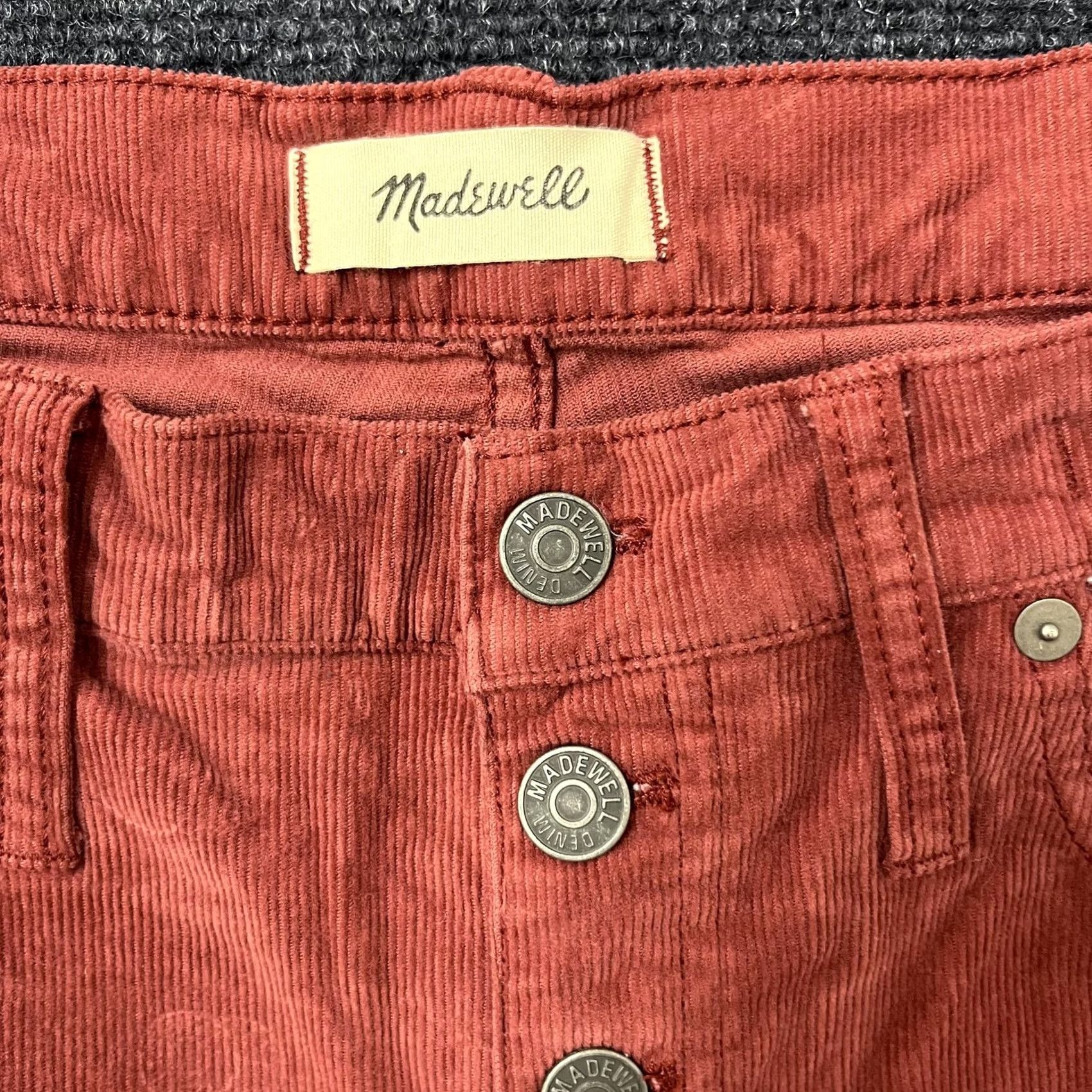 Madewell Madewell Pants Womens 32 Red Corduroy High Rise Flare Button Fly Retro Style Pants Women 32 Red Corduroy Flare Button Fly Madewell Retro Style Size 28" / US 6 / IT 42 - 2 Thumbnail
