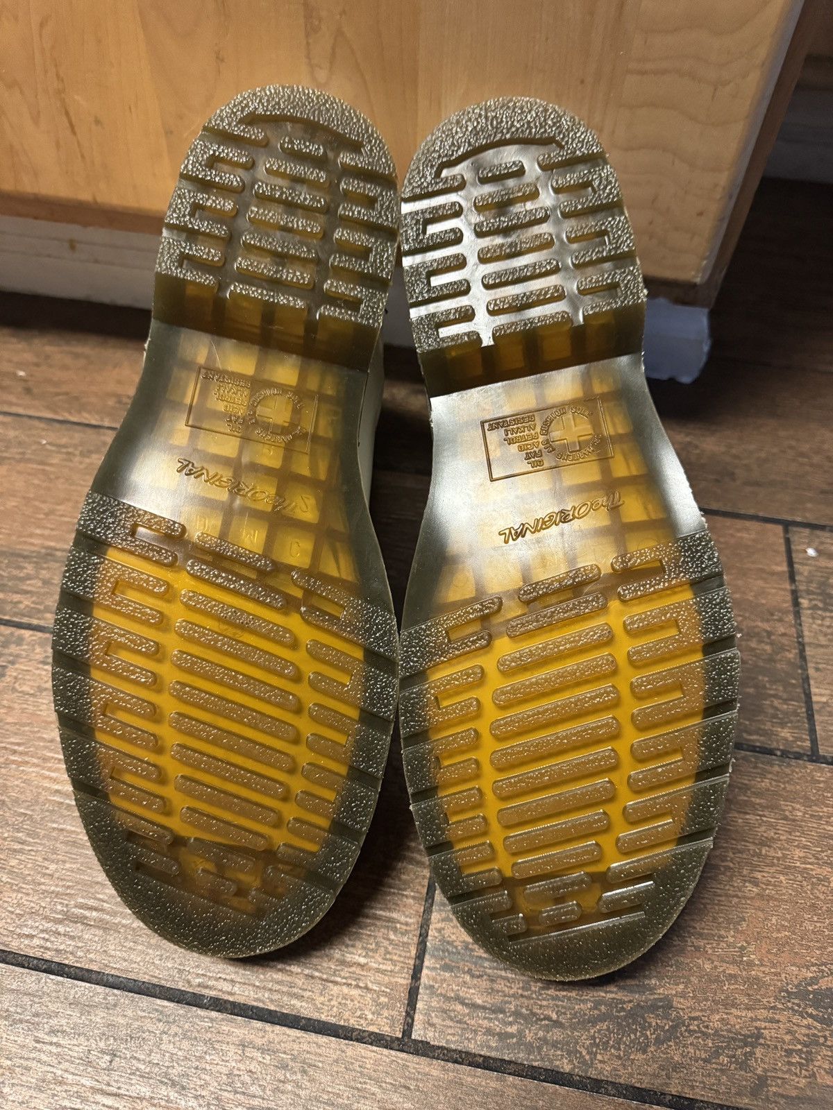 Dr. Martens Dr. Martens White Chelsea Boots Size US 12 / EU 45 - 3 Thumbnail