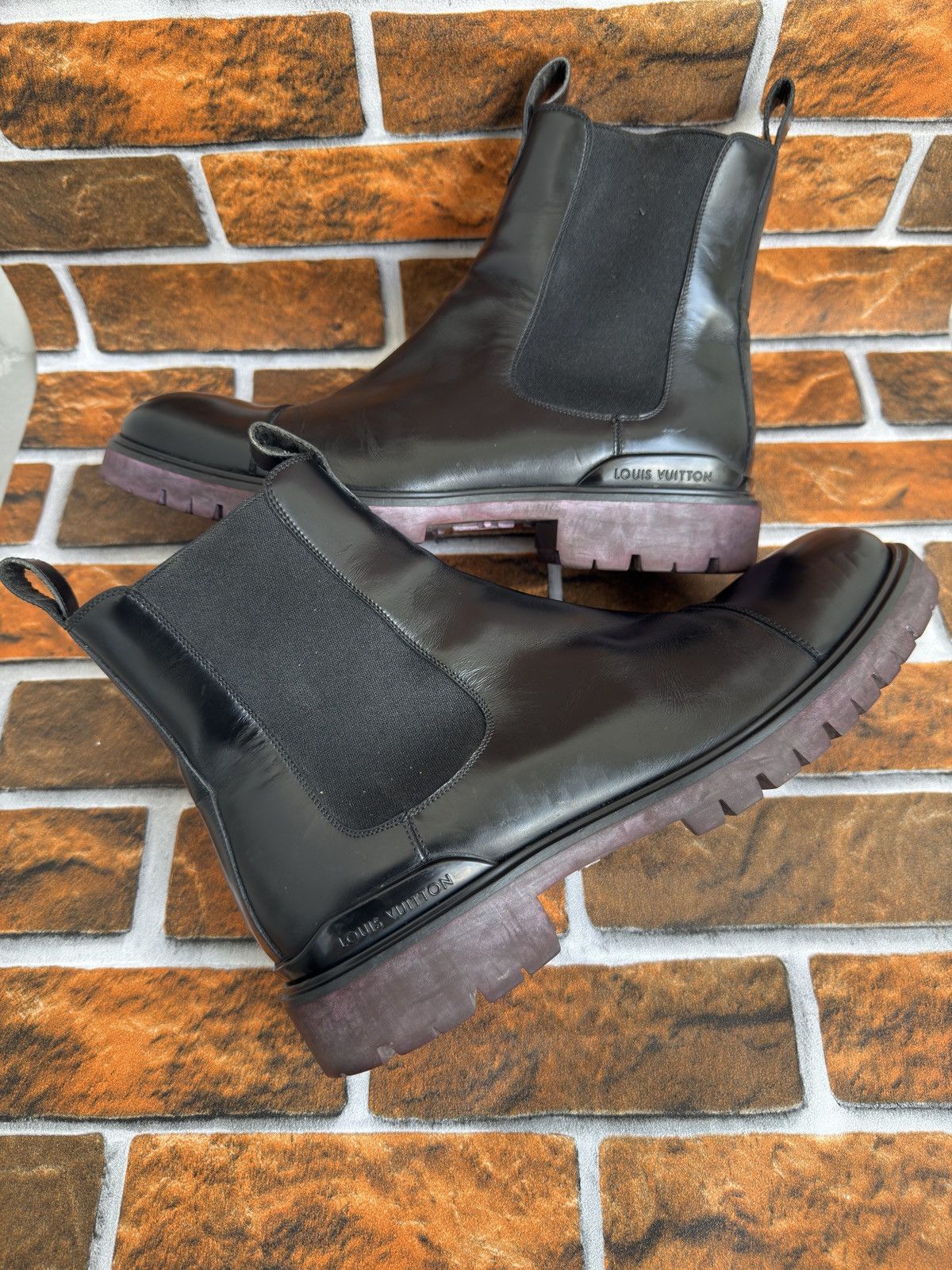 Louis Vuitton 🔥🔥 officer Chelsea boots Size US 8.5 / EU 41-42 - 5 Thumbnail