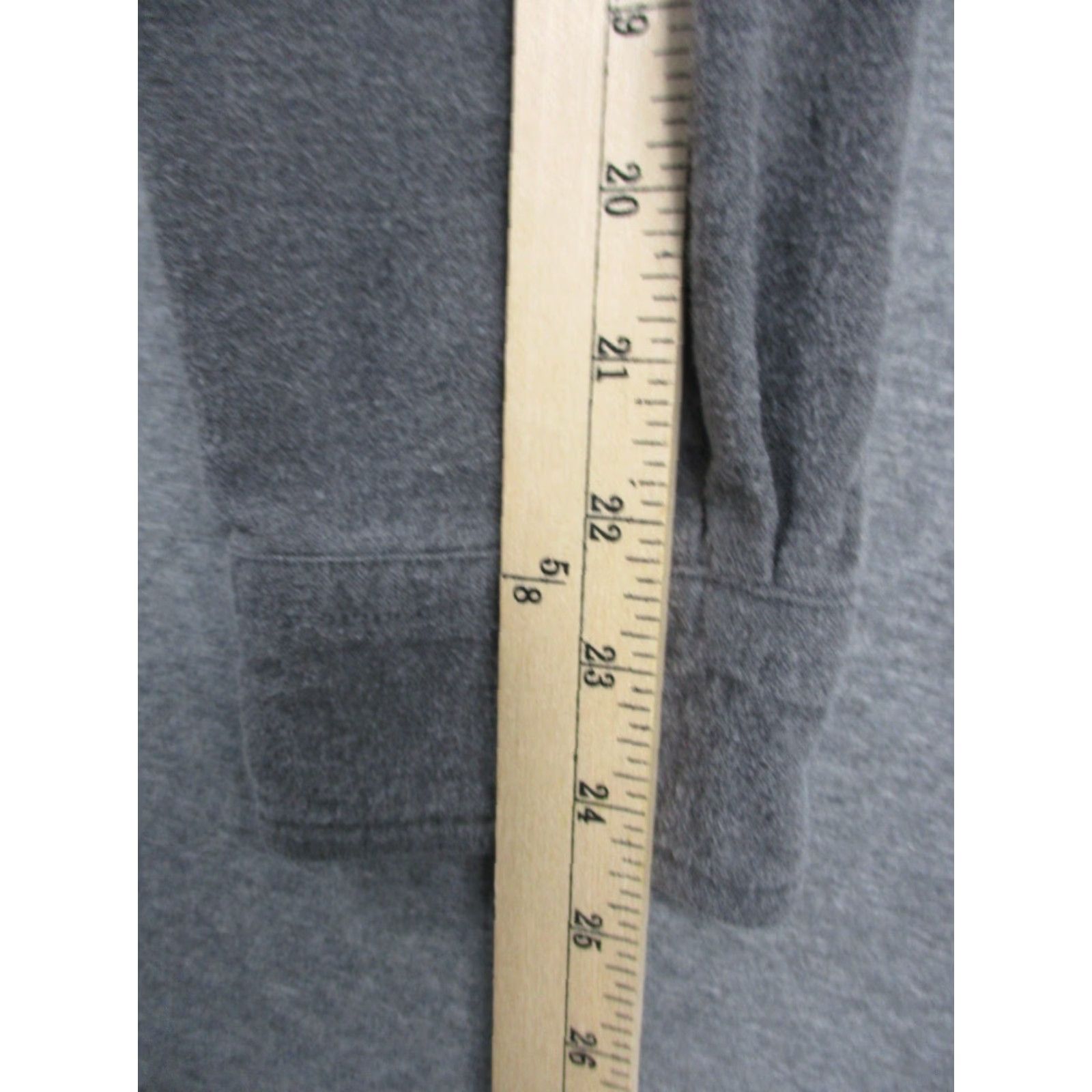 Vintage VINTAGE Woolrich Shirt Adult XL Gray Flannel Long Sleeve Button-Up Collared Woolrich Shirt Mens XL Gray Flannel 80s 90s Outdoor Pockets Buttons Size US XL / EU 56 / 4 - 7 Thumbnail