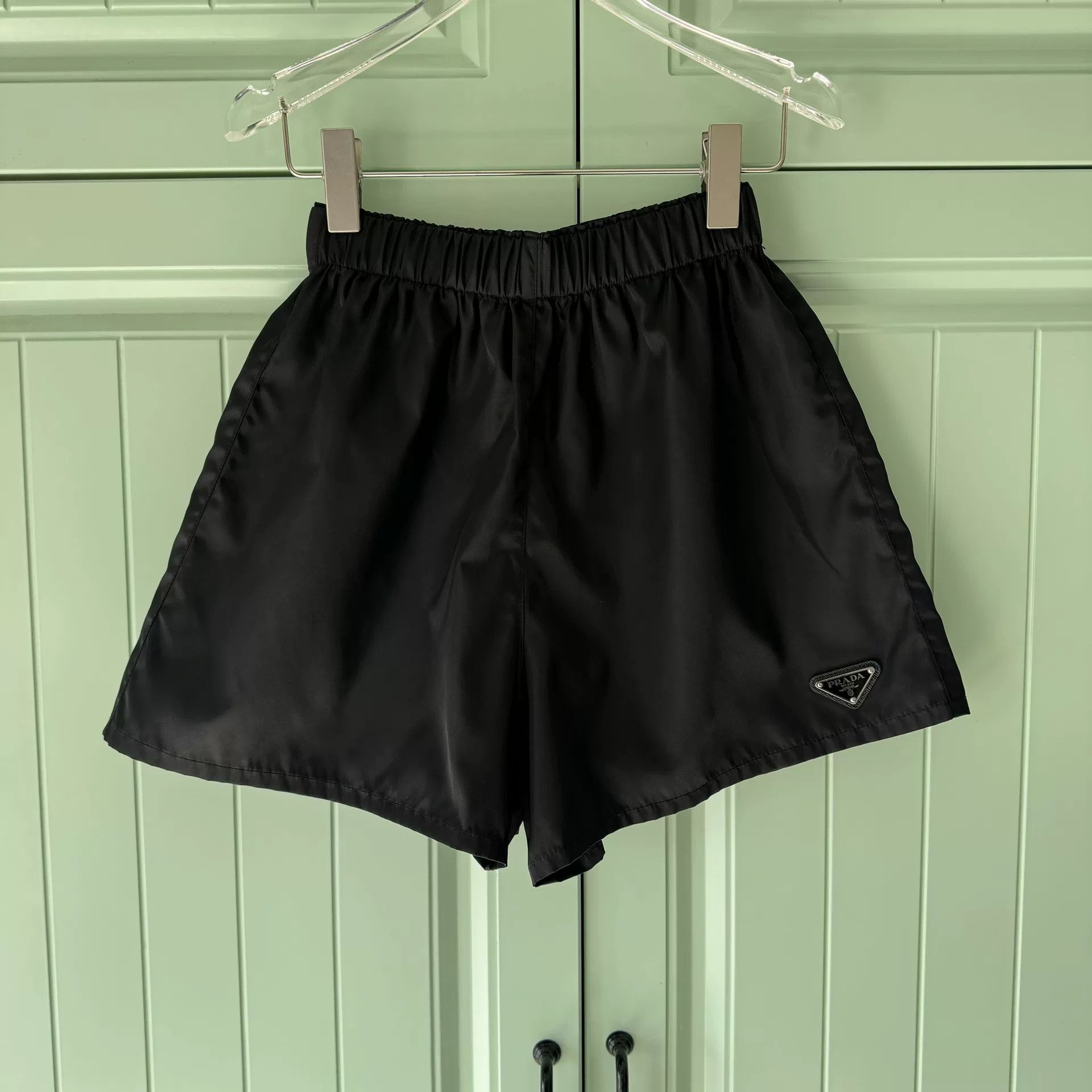 Prada Prada RE-NYLON Black Shorts Size 36 Size US 36 / EU 52 - 1 Thumbnail