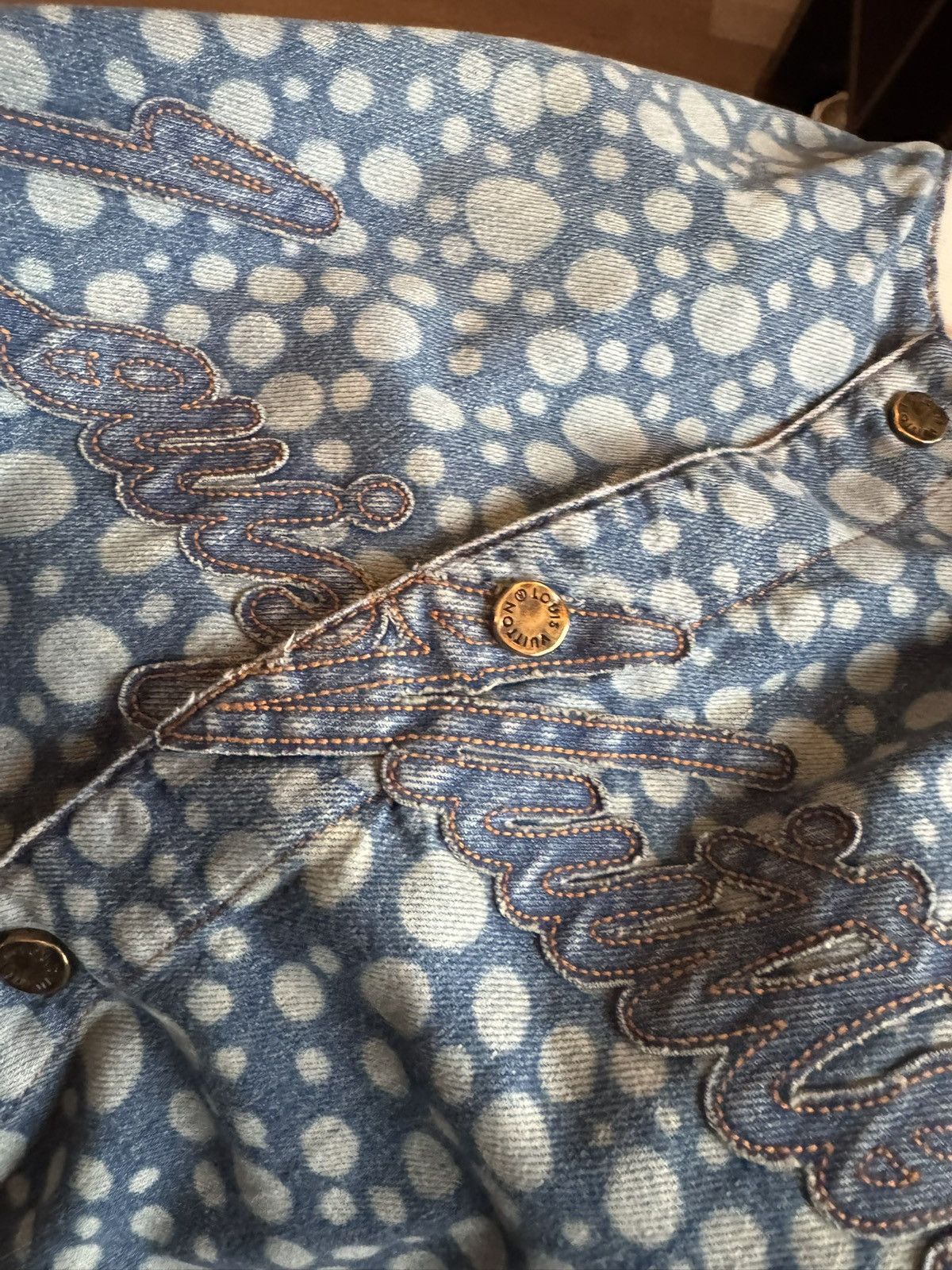 Louis Vuitton × Yayoi Kusama Louis Vuitton denim shirt see real tape measurements in phot Size US M / EU 48-50 / 2 - 23 Thumbnail