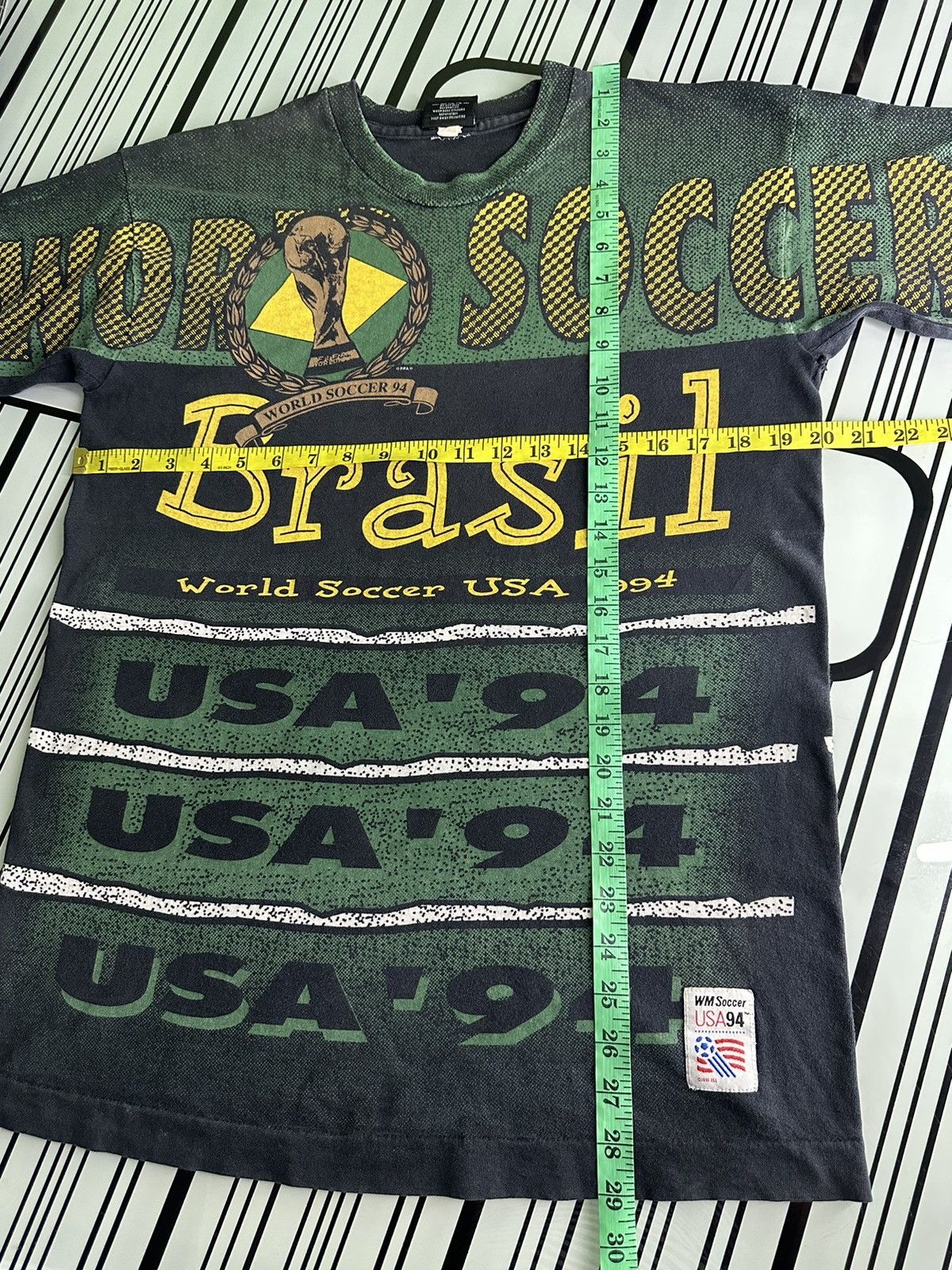 Vintage Vtg 1994 FIFA World Cup Football Brasil Allover Print Shirt Size US M / EU 48-50 / 2 - 16 Thumbnail
