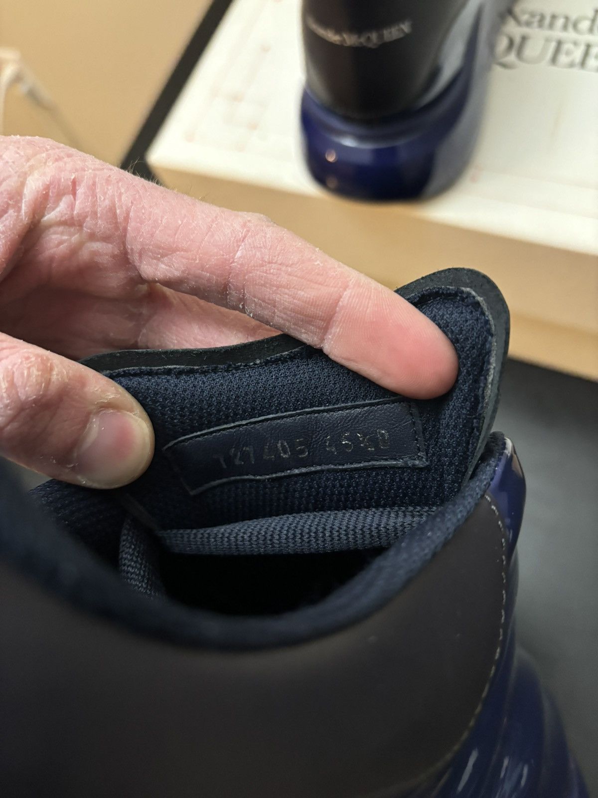 Alexander McQueen Alexander McQueen Oversized Gloss Sneakers Navy Blue Size US 12.5 / EU 45-46 - 8 Thumbnail