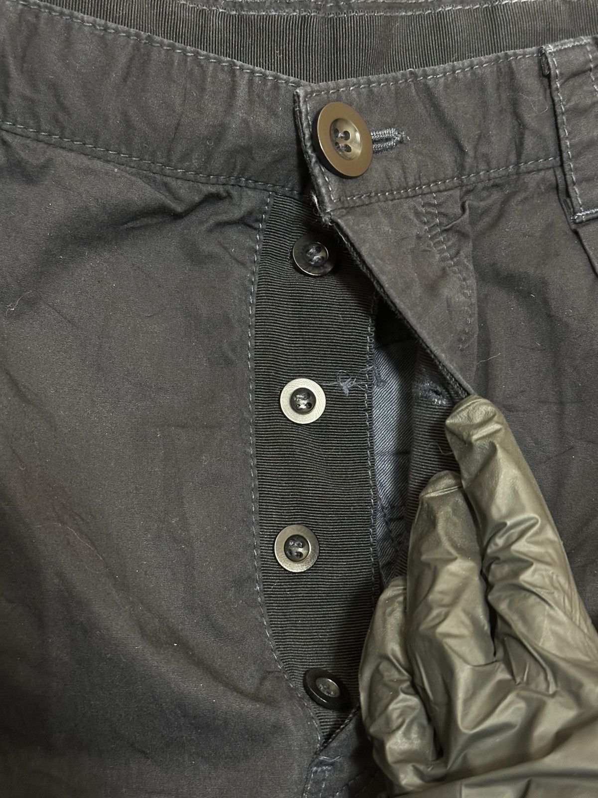 Sacai Sacai pleated shorts in black. Size US 32 / EU 48 - 5 Thumbnail