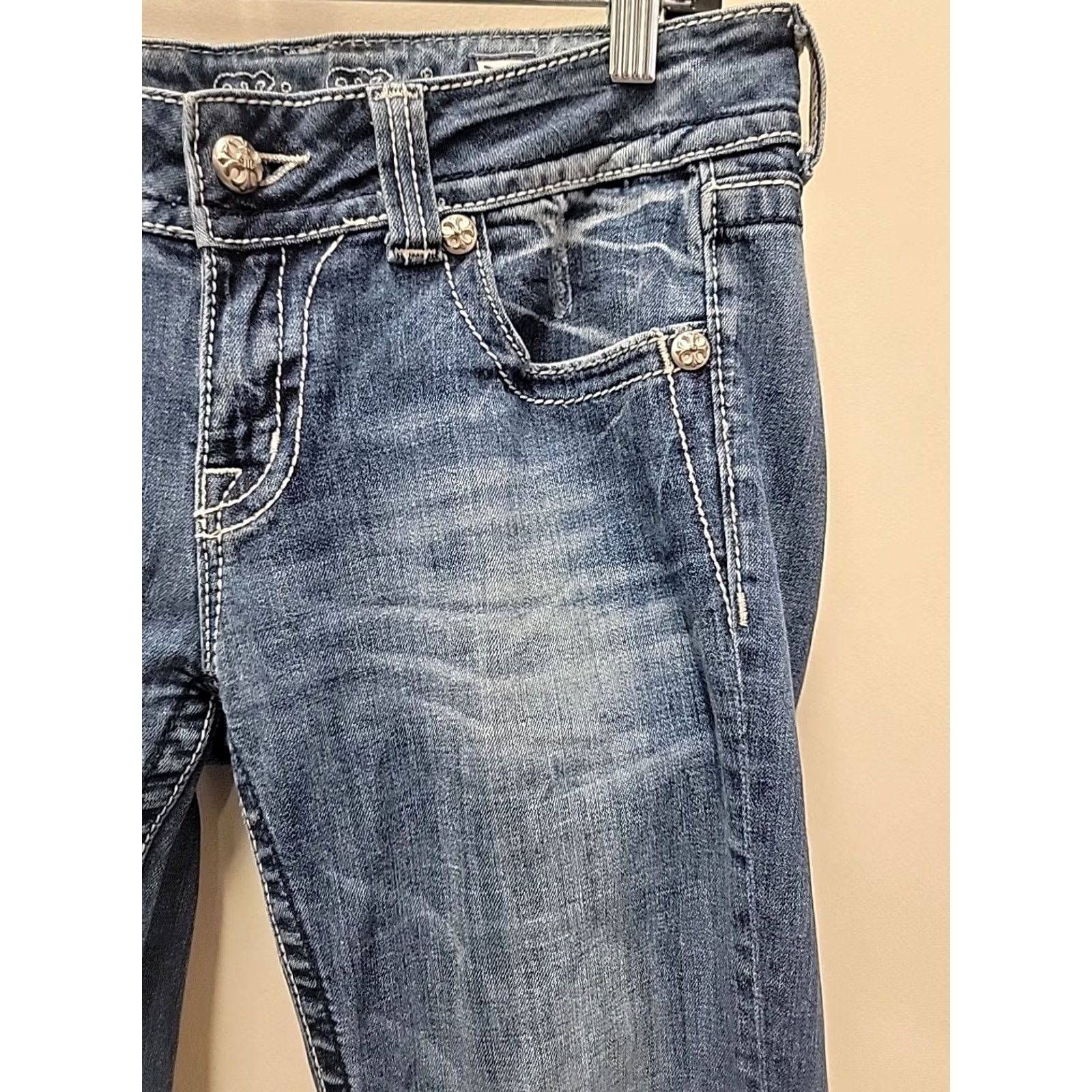 Miss Me Miss Me Jeans Bootcut 30x34 Blue Embroidered Stretch Denim Women's Regular Jeans 5-Pocket JP504688 Size 30" / US 8 / IT 44 - 5 Thumbnail
