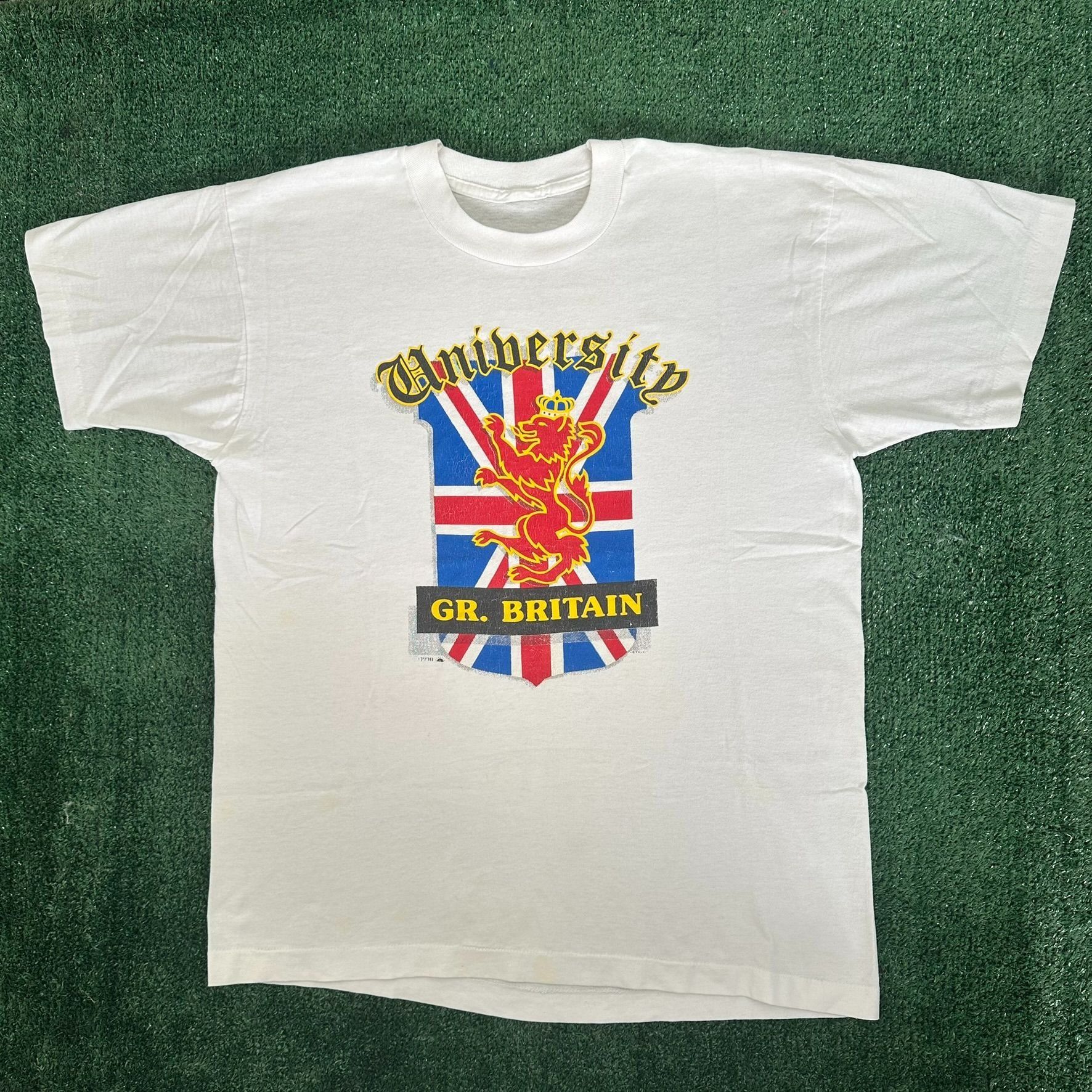Vintage Vintage 90s University Great Britain T-Shirt UK College Tee Size US L / EU 52-54 / 3 - 1 Thumbnail