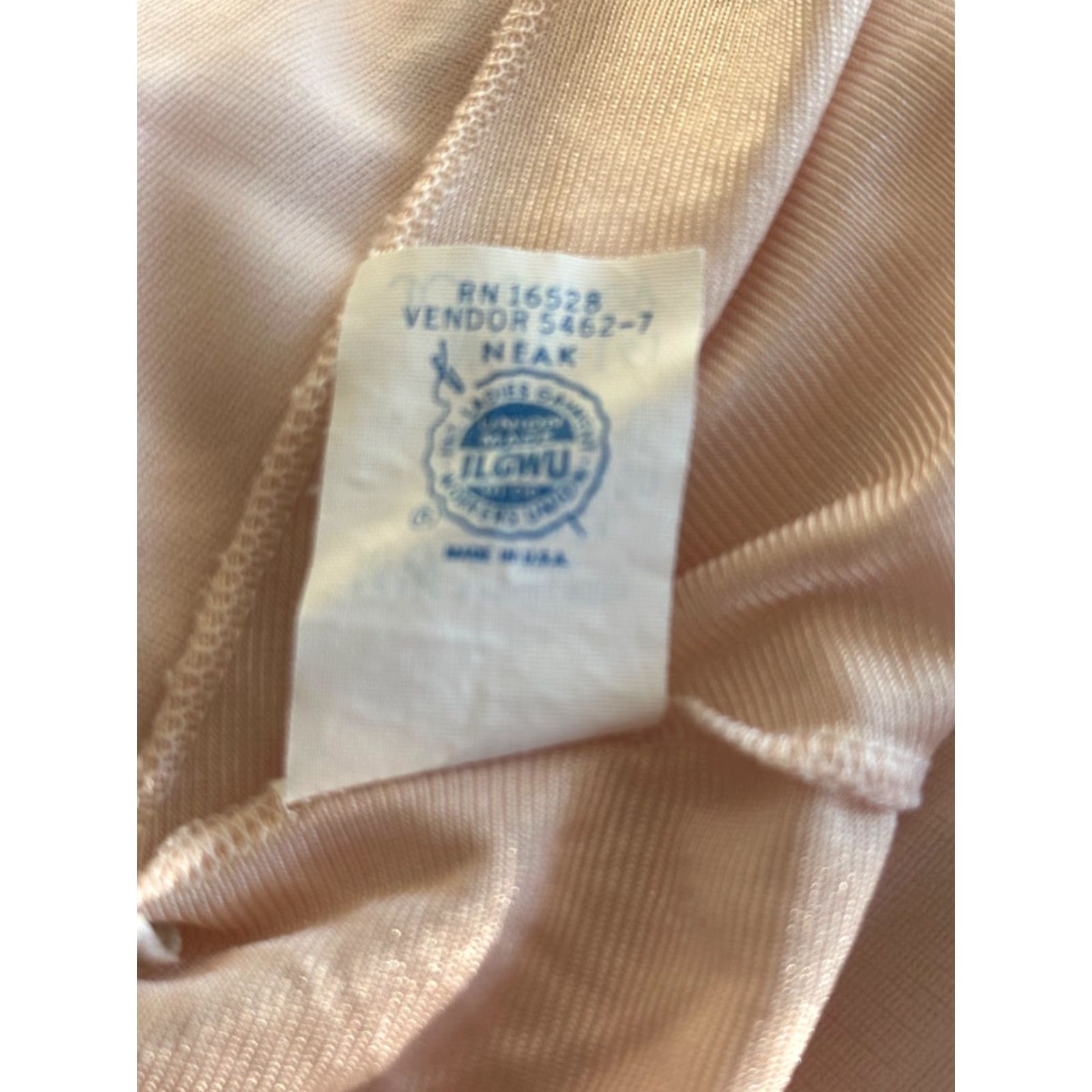 Vintage VINTAGE J C Penney Nightgown 1970s Women's Medium Beige Nylon Sleepwear Retro Collectible Size ONE SIZE - 6 Thumbnail