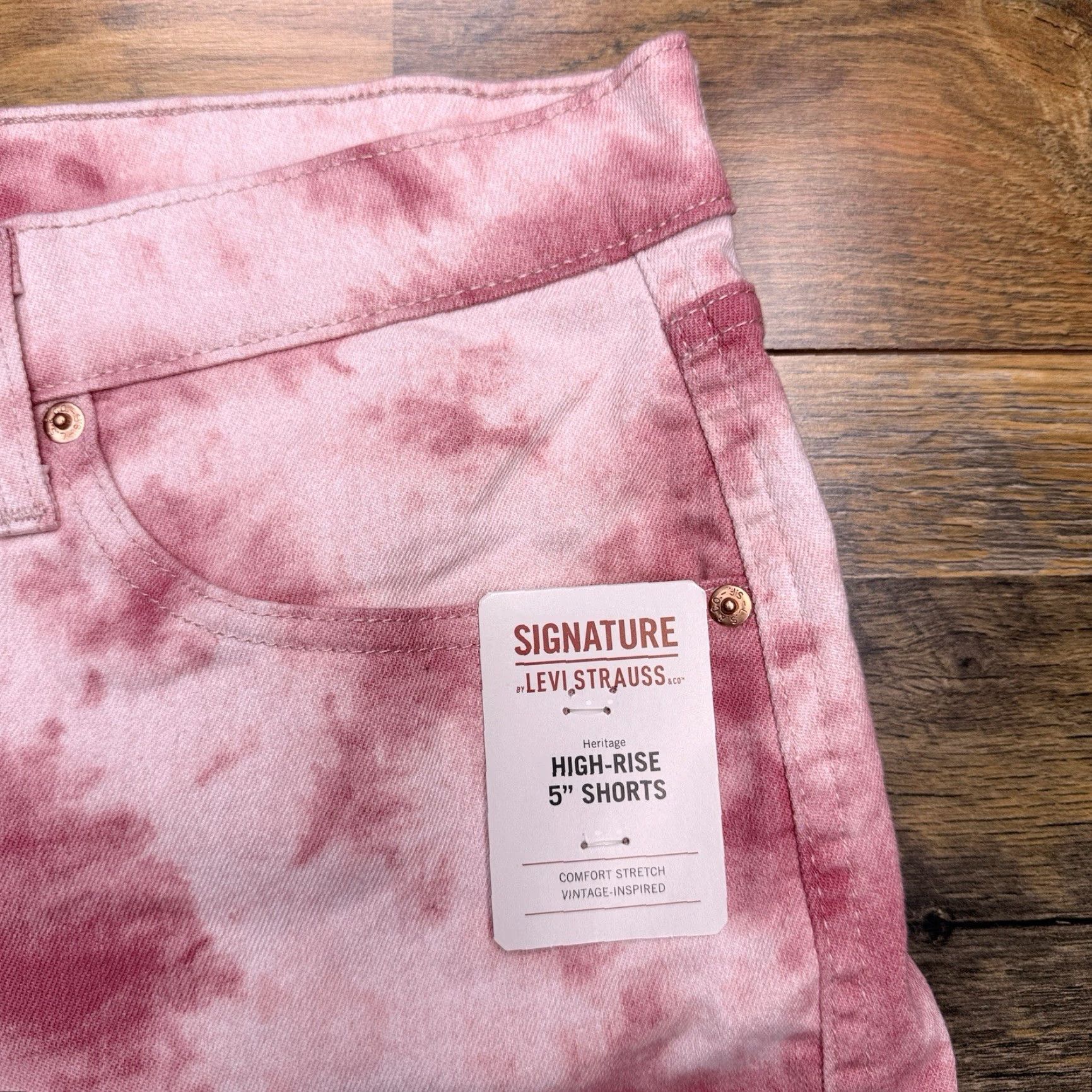Vintage VINTAGE Levis Signature Heritage High Rise Shorts 18 Red Dye Cut Off New Size 40" / US 18 - 4 Thumbnail