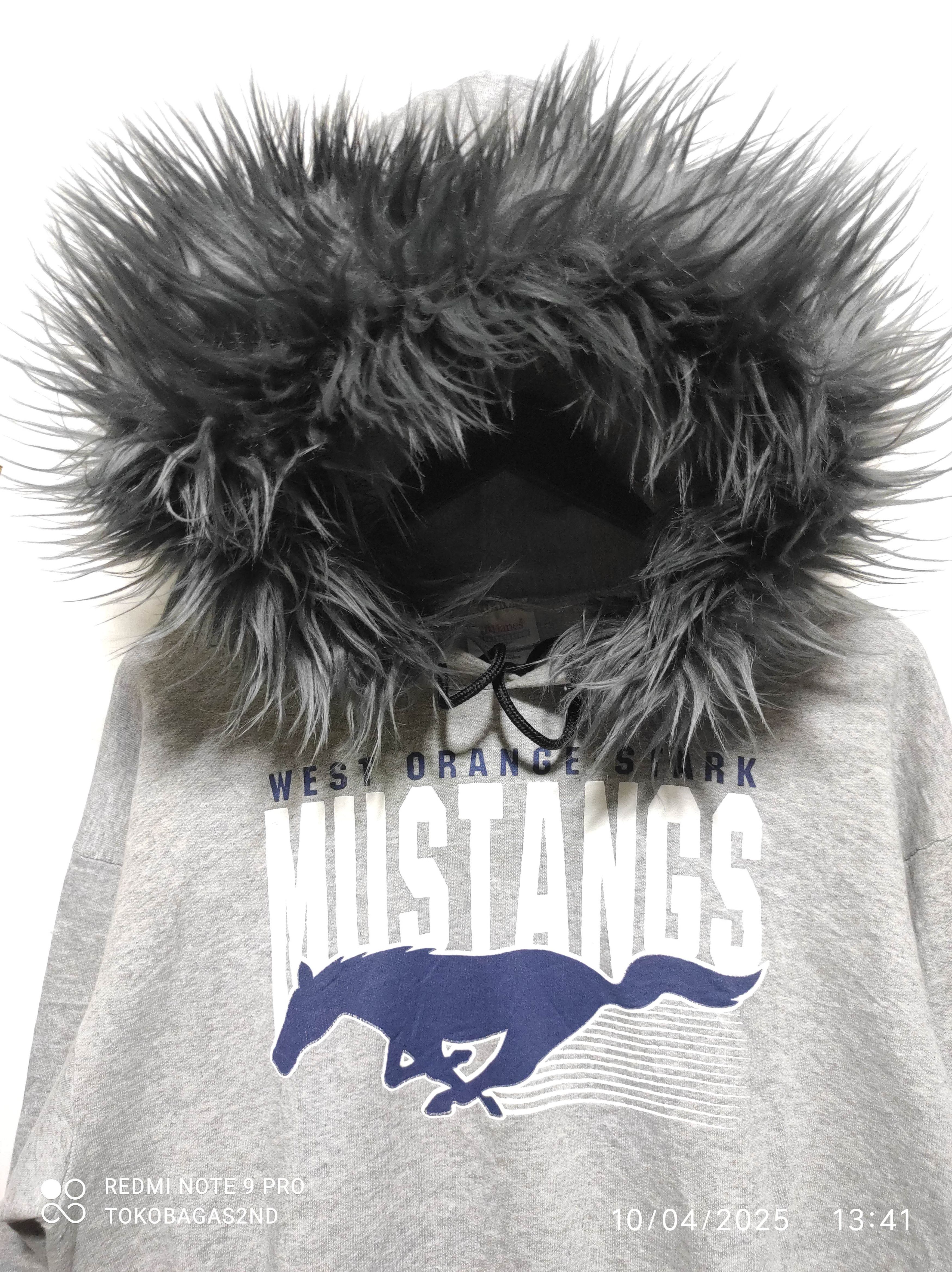 Vintage Vintage Mustangs Fur Hoodie Lgb i6w9 style Size US M / EU 48-50 / 2 - 3 Thumbnail