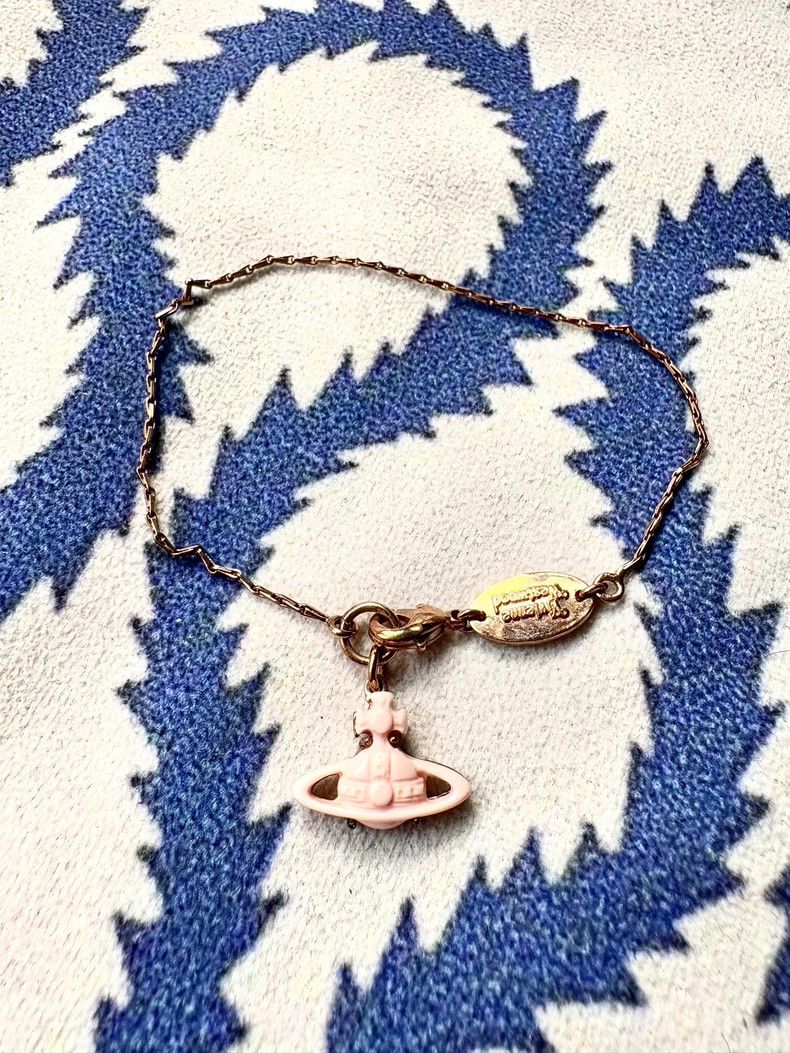 Vivienne Westwood Vivienne Westwood Pink Pearl Saturn Bracelet Size ONE SIZE - 1 Thumbnail