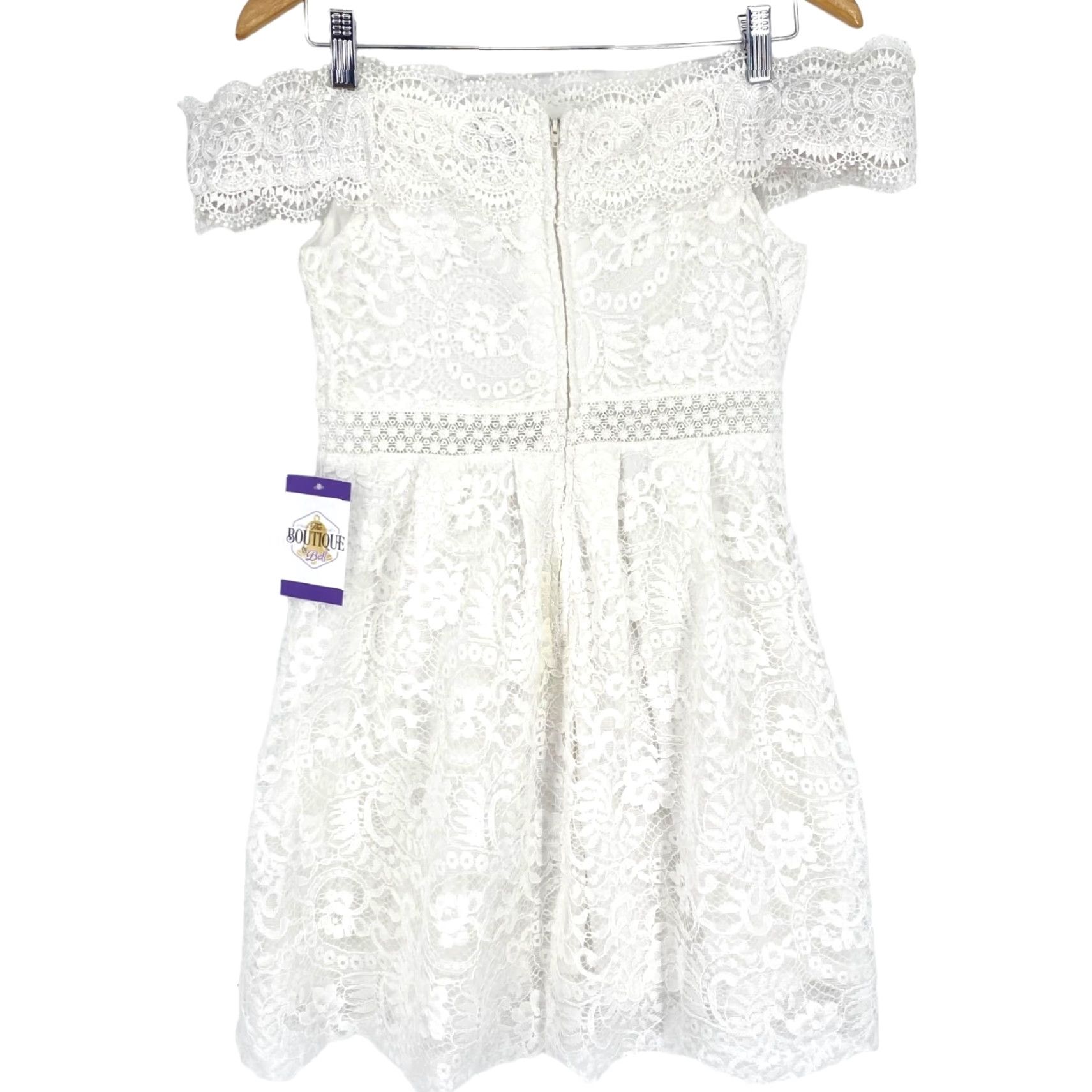 Francescas M White Lace Mini Dress Fit & Flare Off Shoulder Zip Lined  Womens M Dress Bodice Bohemian Flower Party Cocktail Seasonal Summer Spring