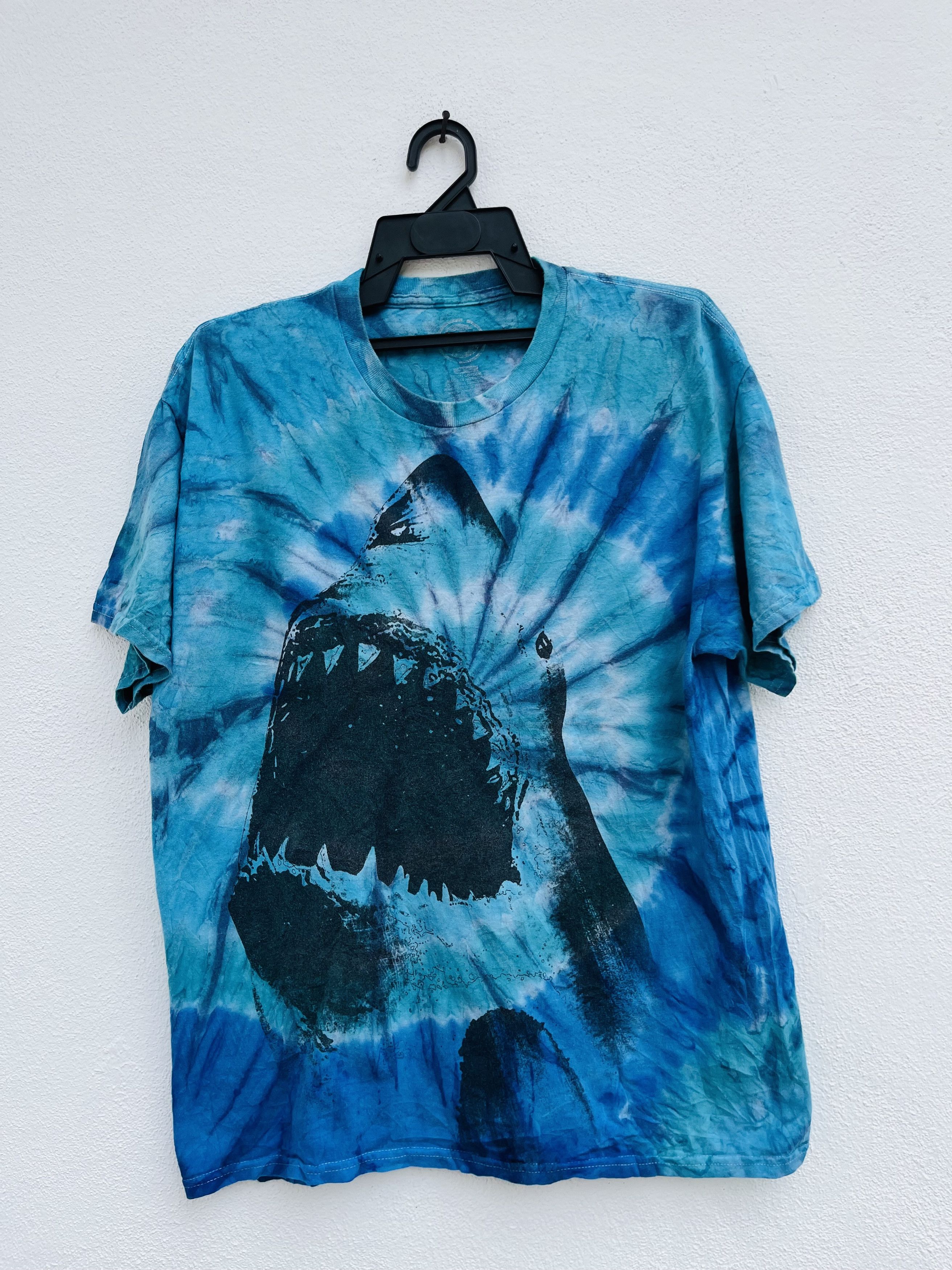 Japanese Brand Vintage Jaws Movie Tie Die Streetwear Fashion Style Size US L / EU 52-54 / 3 - 1 Thumbnail