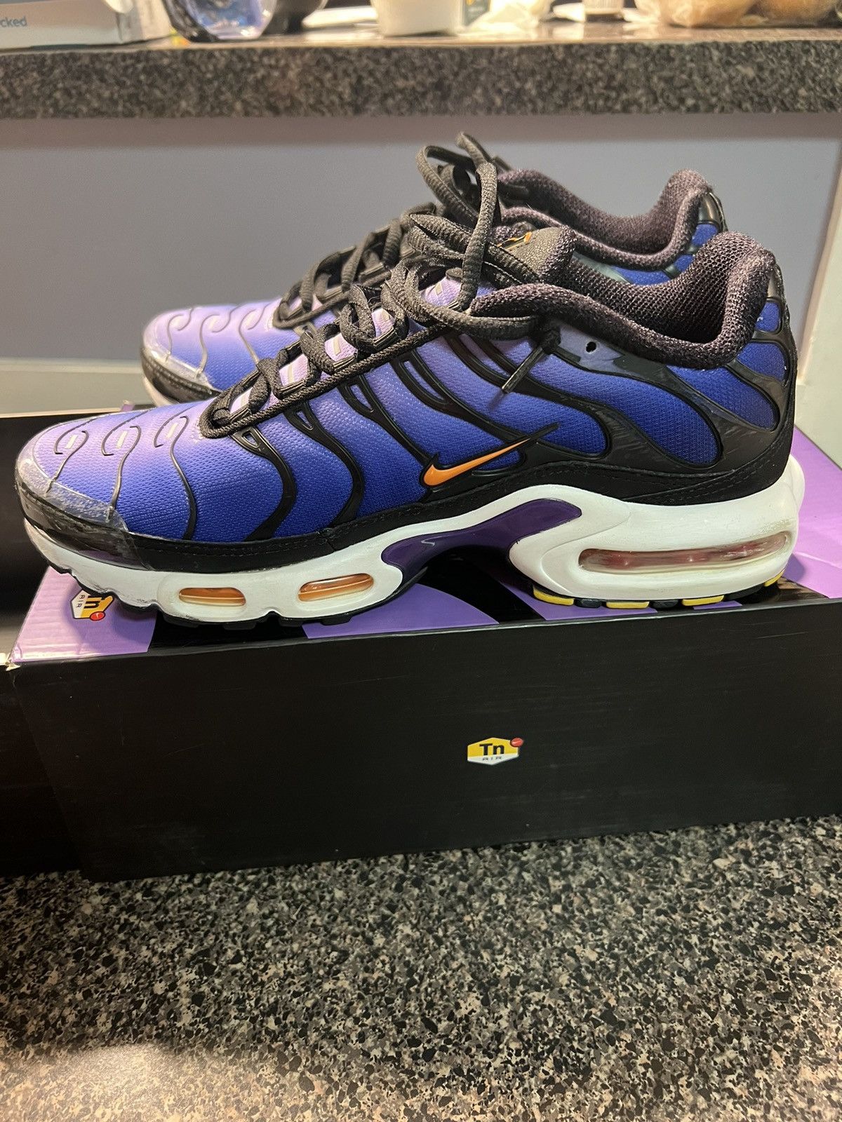 Nike Air Max Plus OG 'Voltage Size US 7.5 / EU 40-41 - 4 Thumbnail