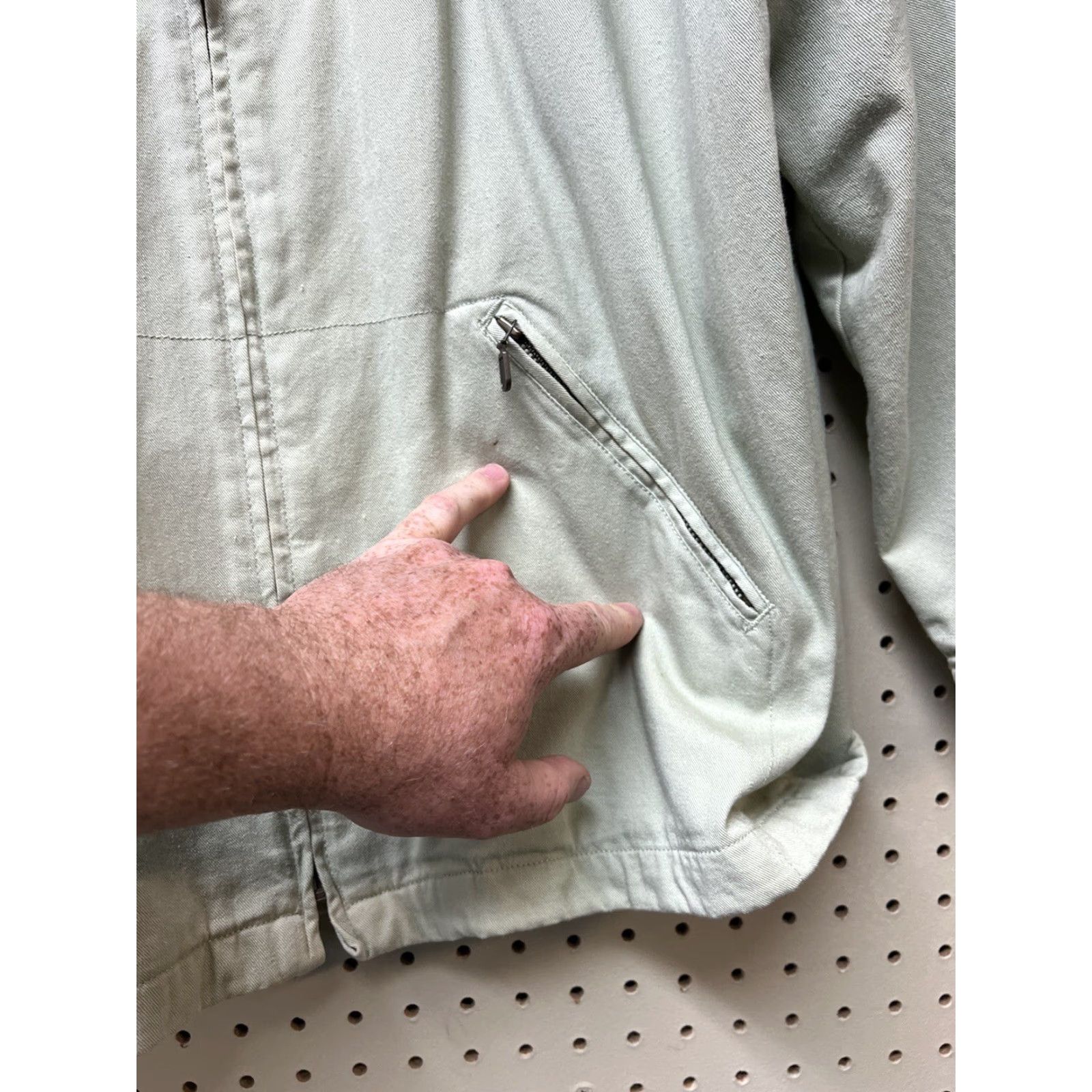 Eddie Bauer EDDIE BAUER Men’s Tan Lightweight Long Sleeve Full Zip Jacket Size Medium Size US M / EU 48-50 / 2 - 3 Thumbnail