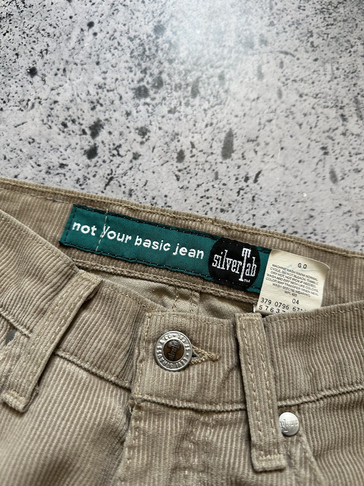 Levi's Vintage Levi’s SilverTab Corduroy Jeans Denim Y2K USA Size US 32 / EU 48 - 4 Thumbnail