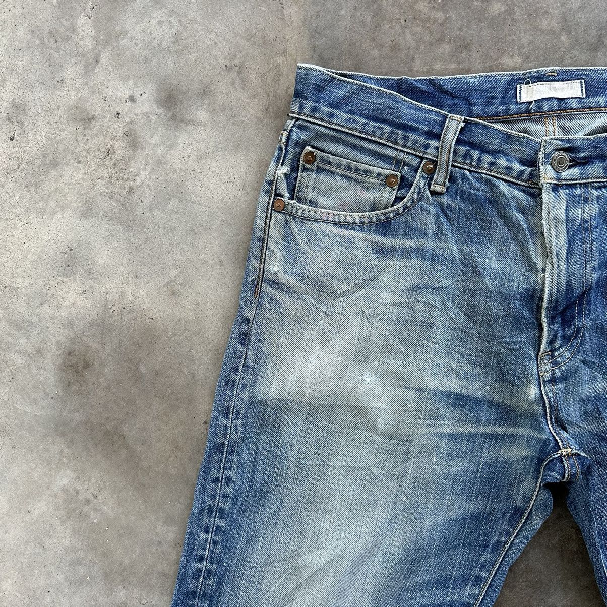 Japanese Brand Vintage Japanese Distressed Faded Denim Jean Pant W34 Size US 34 / EU 50 - 5 Thumbnail