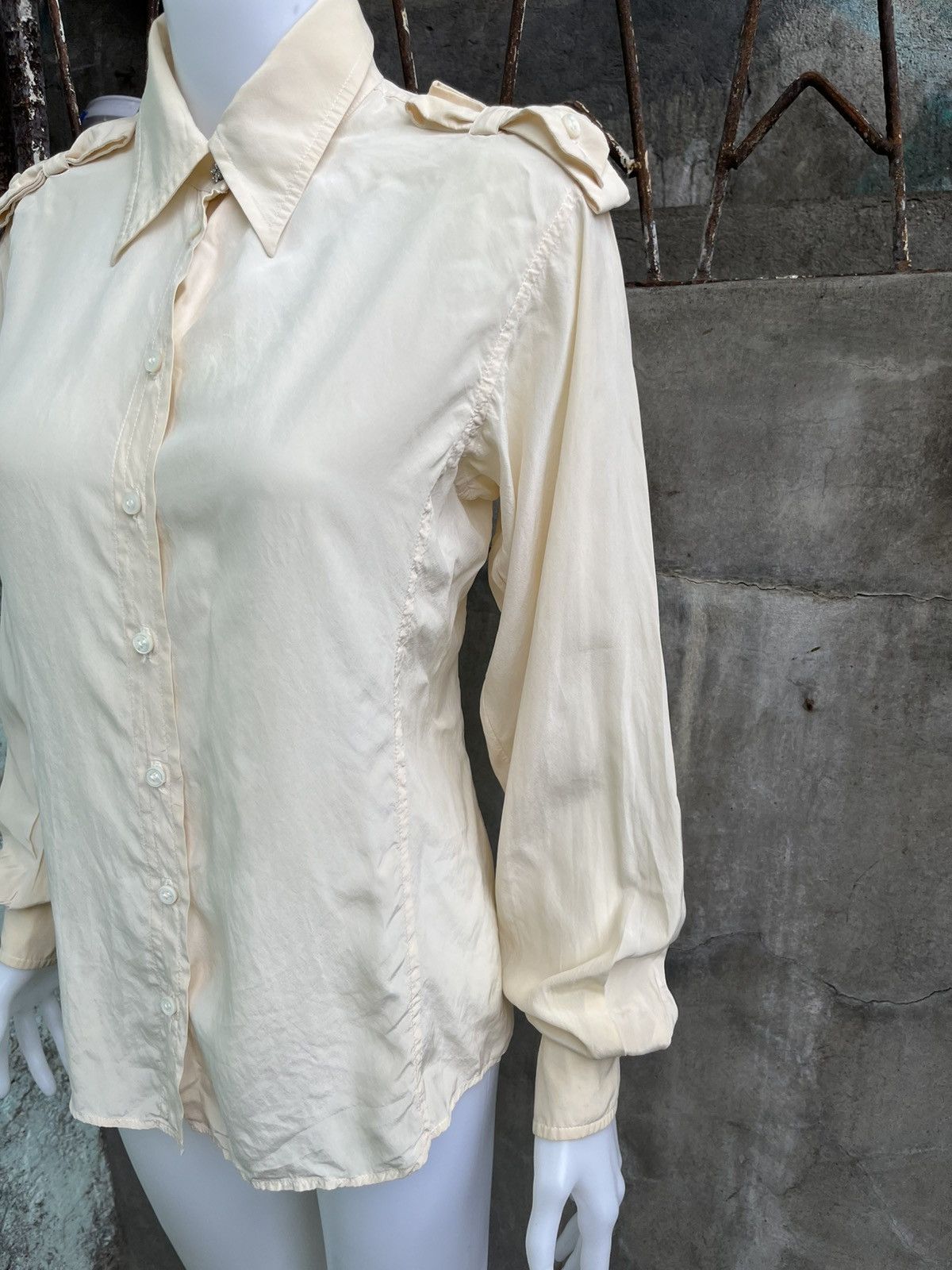 Yves Saint Laurent Crystal Button Chiffon Blouse Size S / US 4 / IT 40 - 3 Thumbnail