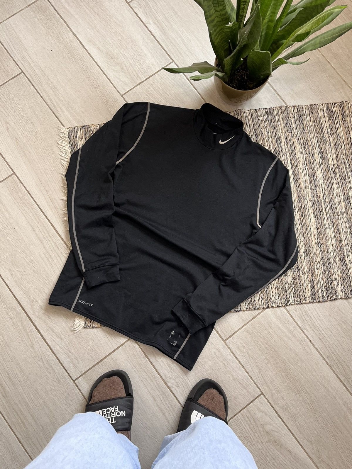 Nike × Vintage Vintage Nike Pro Combat DriFit Longsleeve TShirt Compression Size US L / EU 52-54 / 3 - 1 Thumbnail