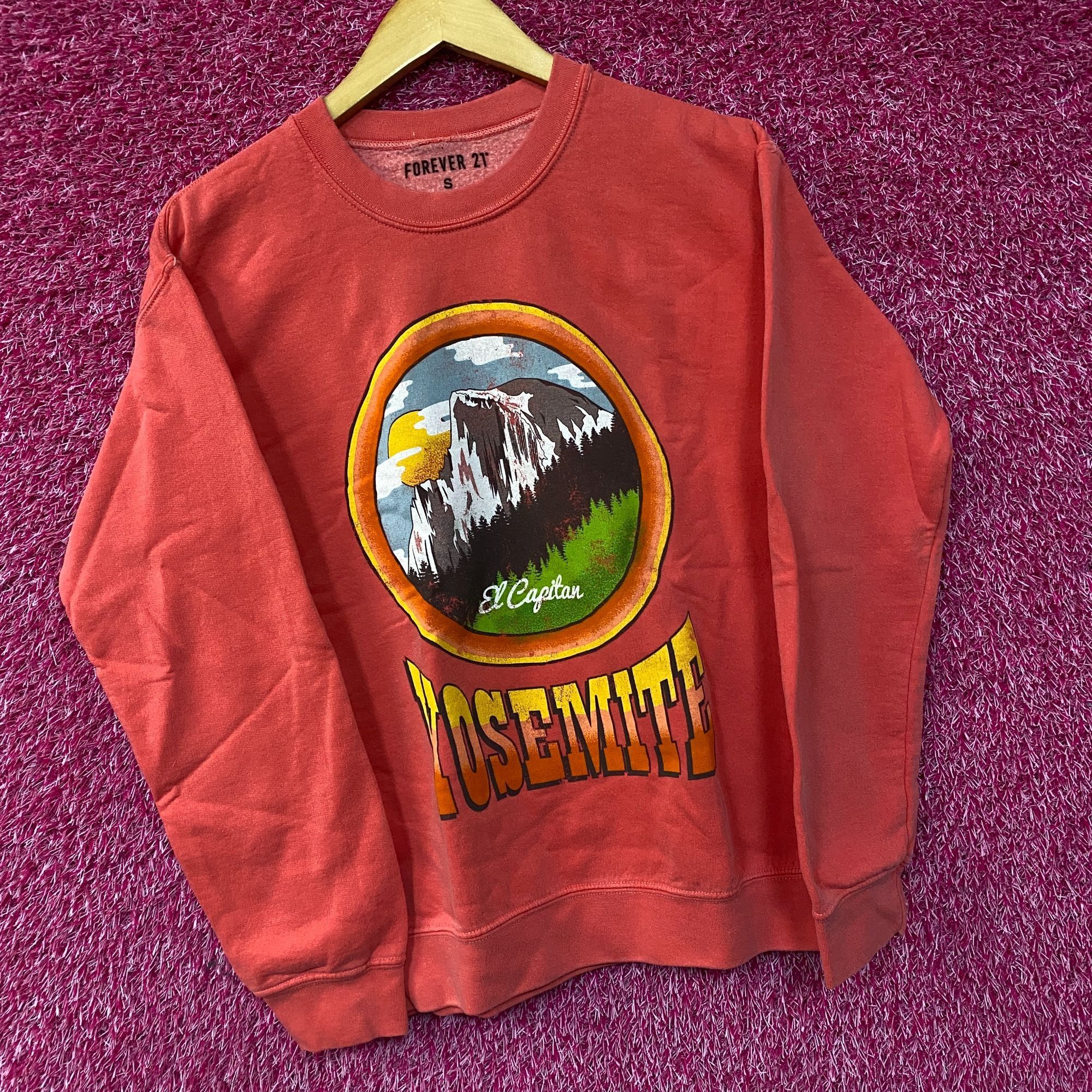 Other Yosemite National Park Crewneck Sweater size small Size US S / EU 44-46 / 1 - 3 Thumbnail