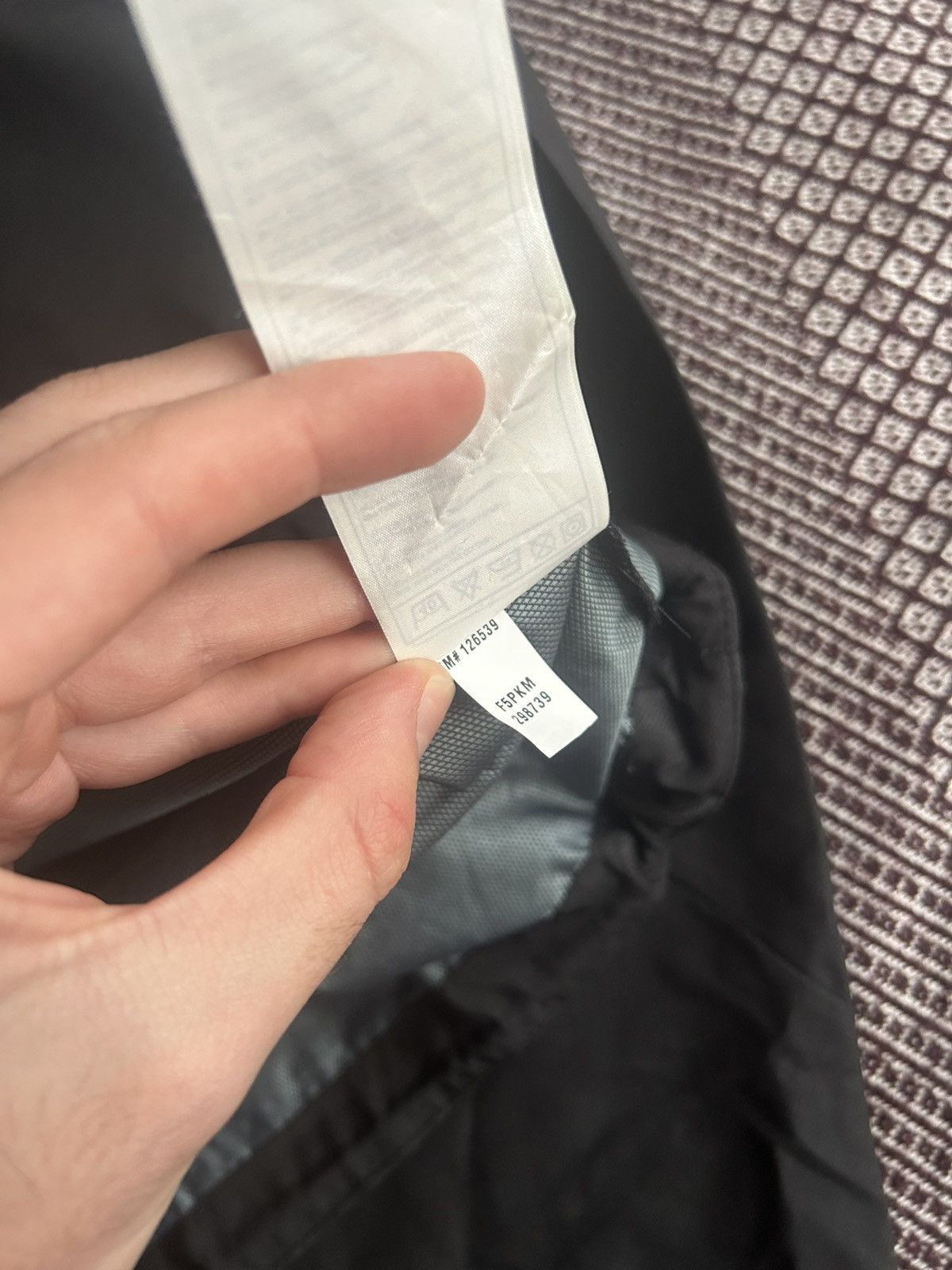 Nike Vintage Nike Golf Sportswear Black Windbreaker Jacket Size L Size US L / EU 52-54 / 3 - 7 Thumbnail