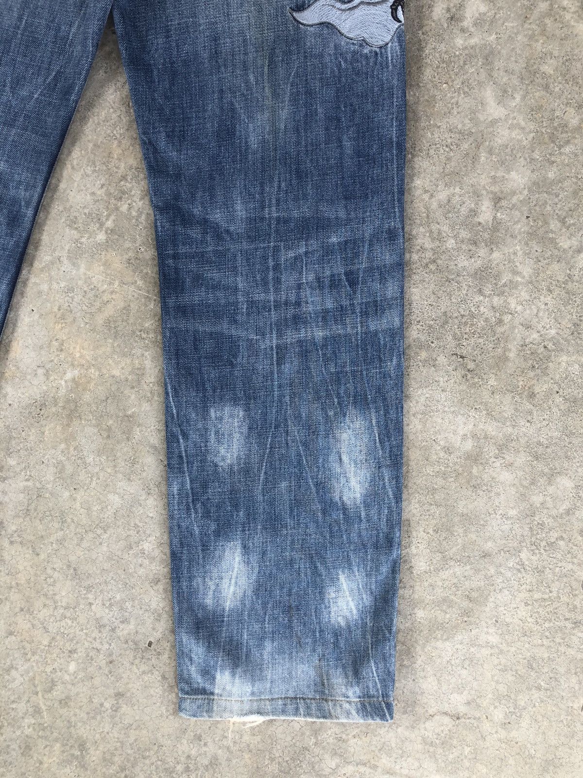 Japanese Brand Japanese Big Train Embroidered Jeans Distressed Jeans Size US 29 - 13 Thumbnail