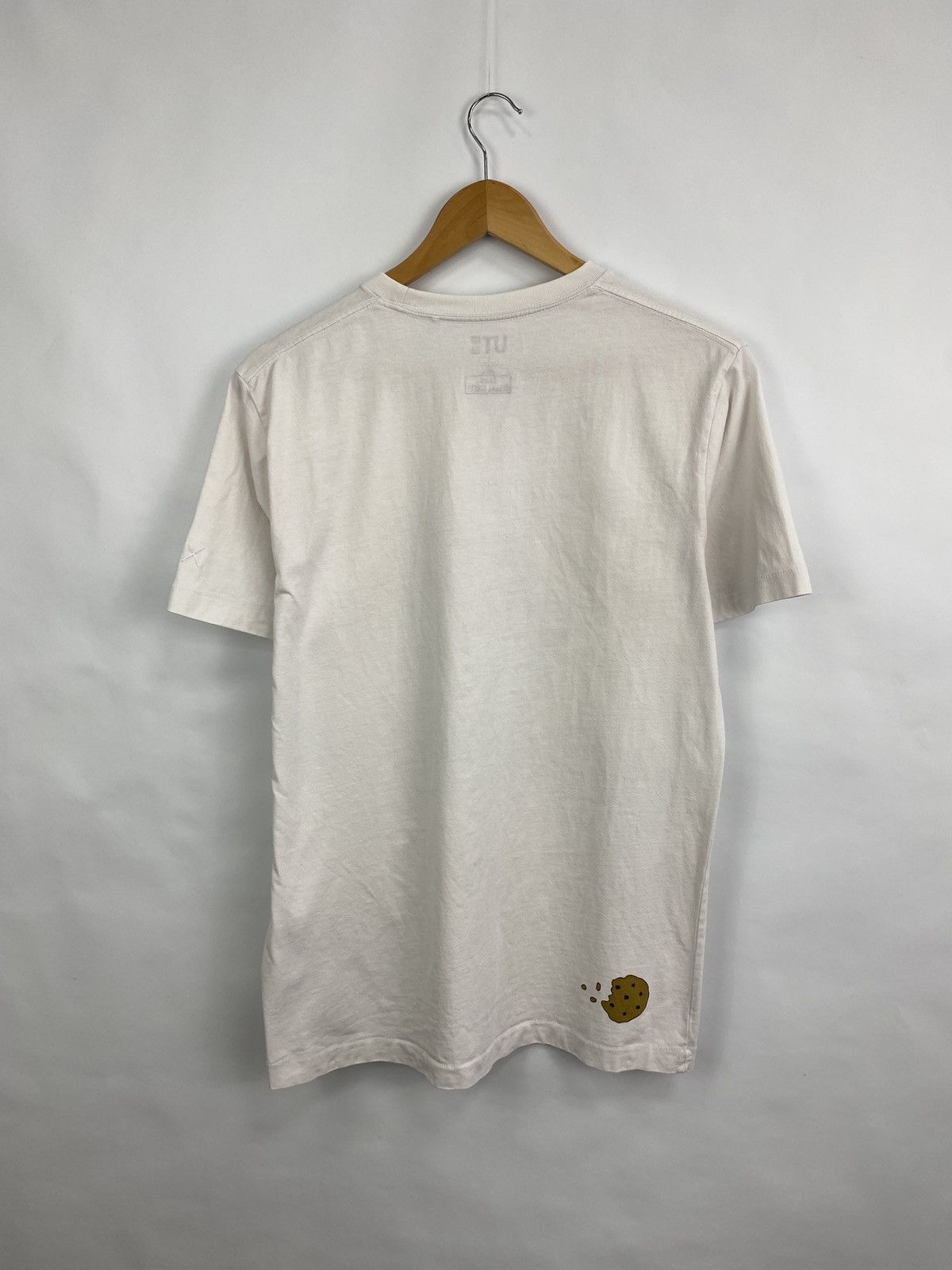 Kaws × Uniqlo 🇺🇸 Y2K Kaws Uniqlo T-Shirt COMPANION BFF CHUM ACCOMPLICE Size US S / EU 44-46 / 1 - 7 Thumbnail