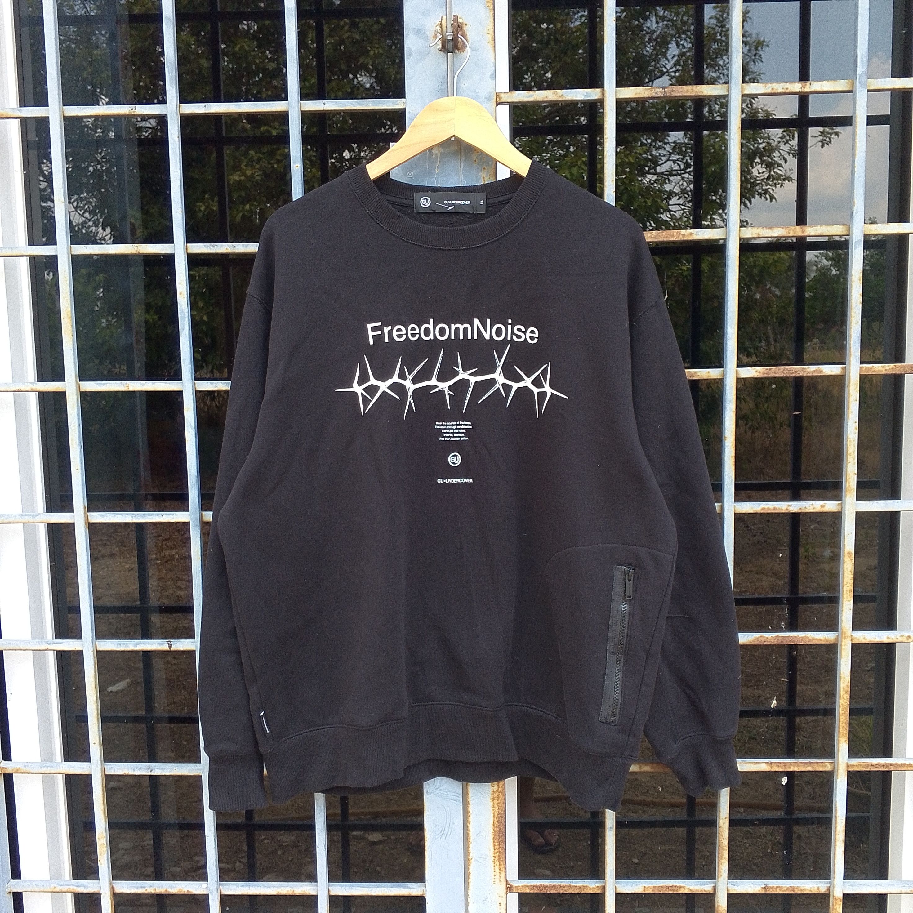 GU × Undercover Freedom Noise by GUxUndercover Size US XL / EU 56 / 4 - 1 Thumbnail
