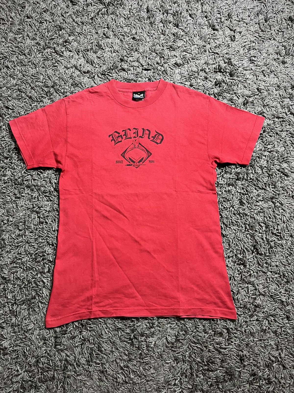 VINTAGE BLIND SKATEBOARD RED T-SHIRT HOOK-UPS
