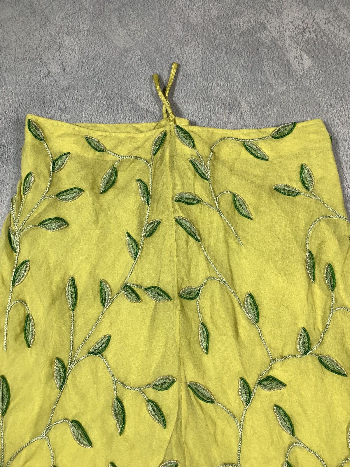 Japanese Brand × Vintage Vintage Y2K Japanese beads flora midi skirt streetwear Size 28" / US 6 / IT 42 - 6 Thumbnail