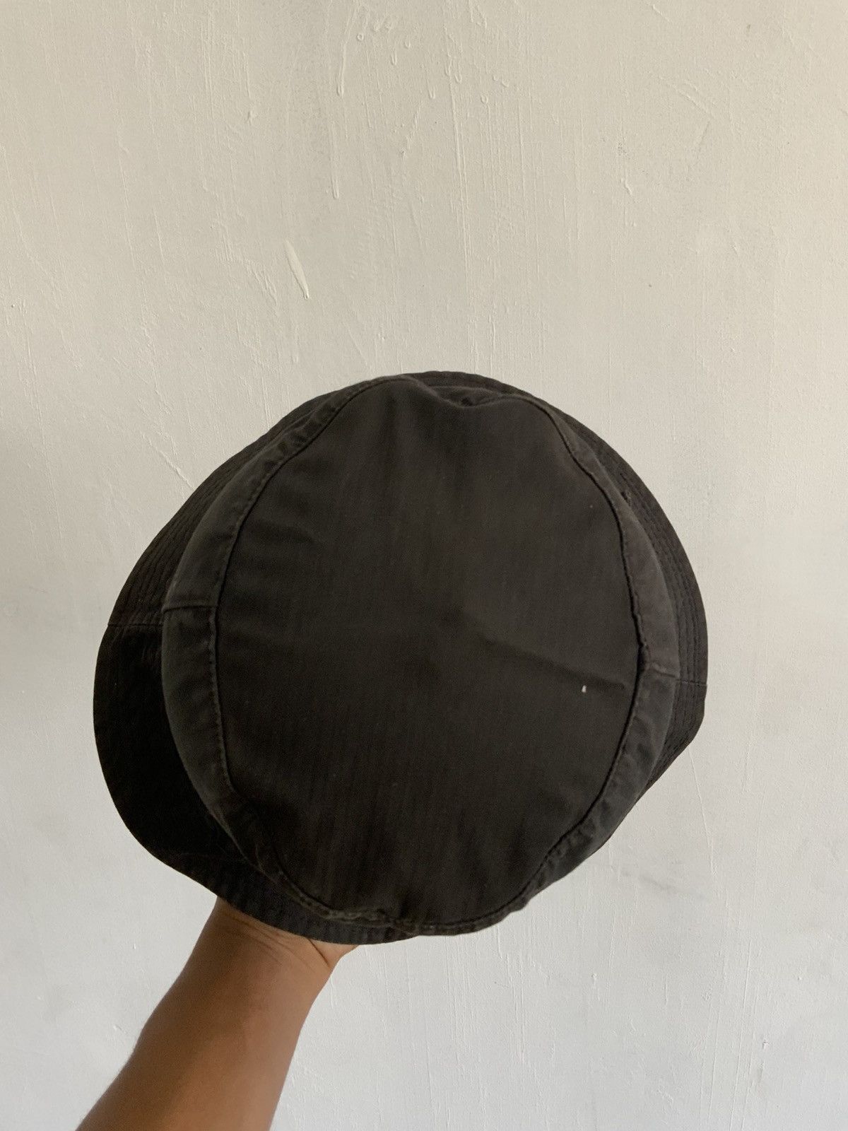 Japanese Brand Fade Black Outdoor Bucket Hat Size ONE SIZE - 6 Thumbnail