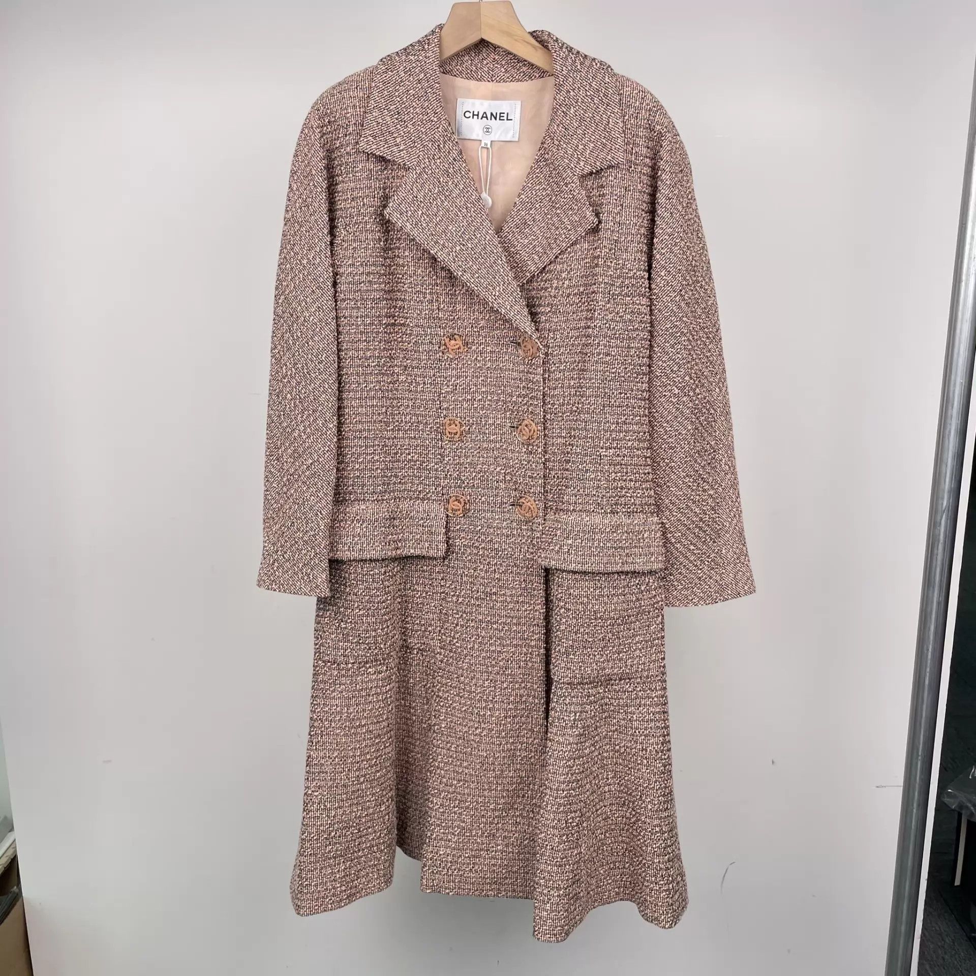 Chanel CHANEL 18P Soft Wool Long Coat Pink 36 Size XS / US 0-2 / IT 36-38 - 1 Thumbnail