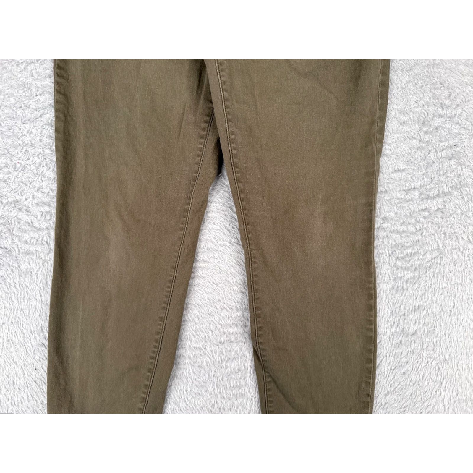Jessica Simpson Jessica Simpson Jeans Women 8 Green Relaxed Skinny Crop Cotton Blend Mid 28x26 Size 30" / US 8 / IT 44 - 3 Thumbnail