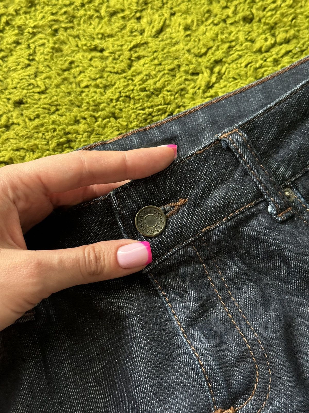 Designer × Dolce & Gabbana Dolce & Gabbana D&G steel metal patch logo jeans denim Size 27" / US 4 / IT 40 - 4 Thumbnail