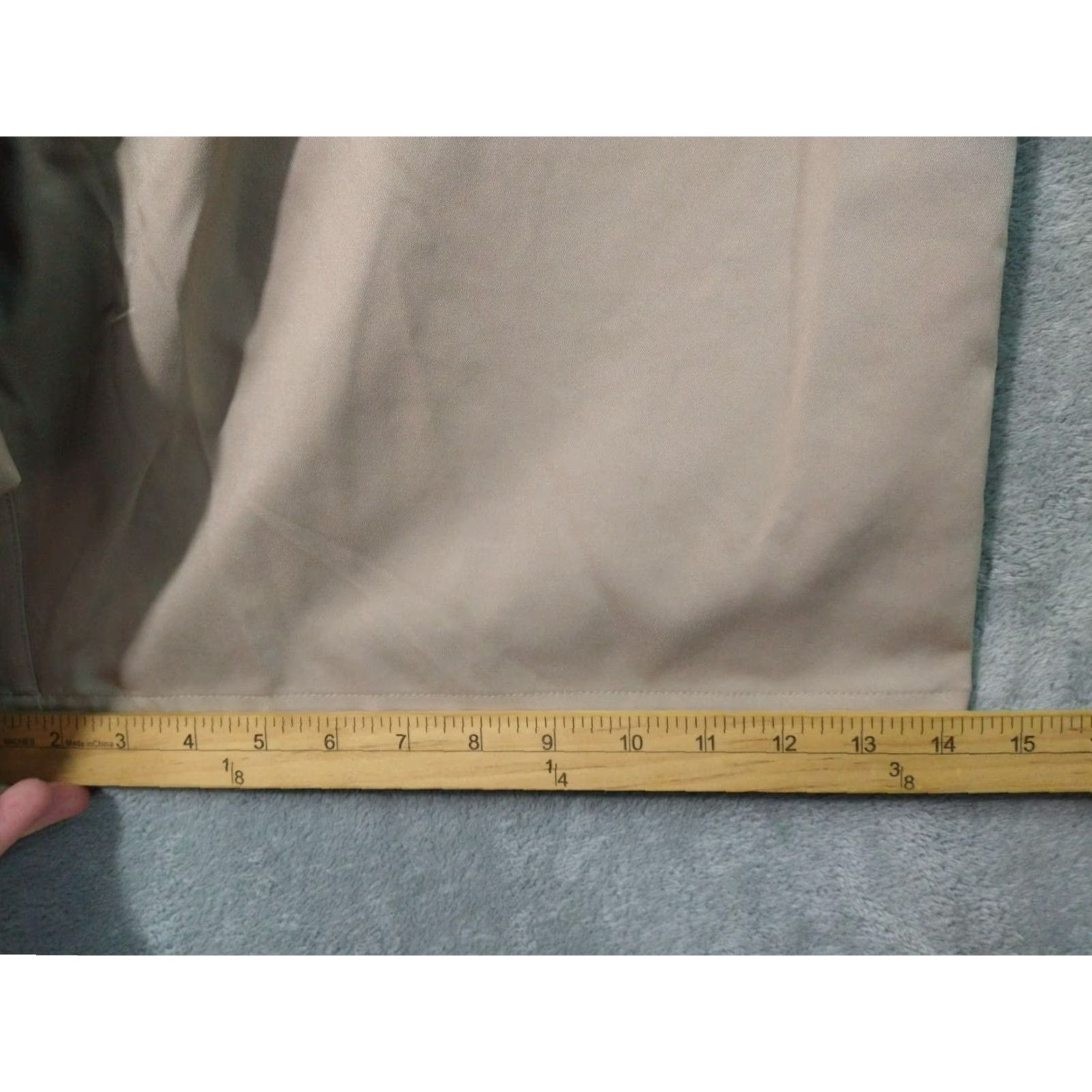 Under Armour Under Armour Shorts Mens 40 Beige Drive Performance Chino Pleated Golf Casual Shor t Size US 40 / EU 56 - 6 Thumbnail