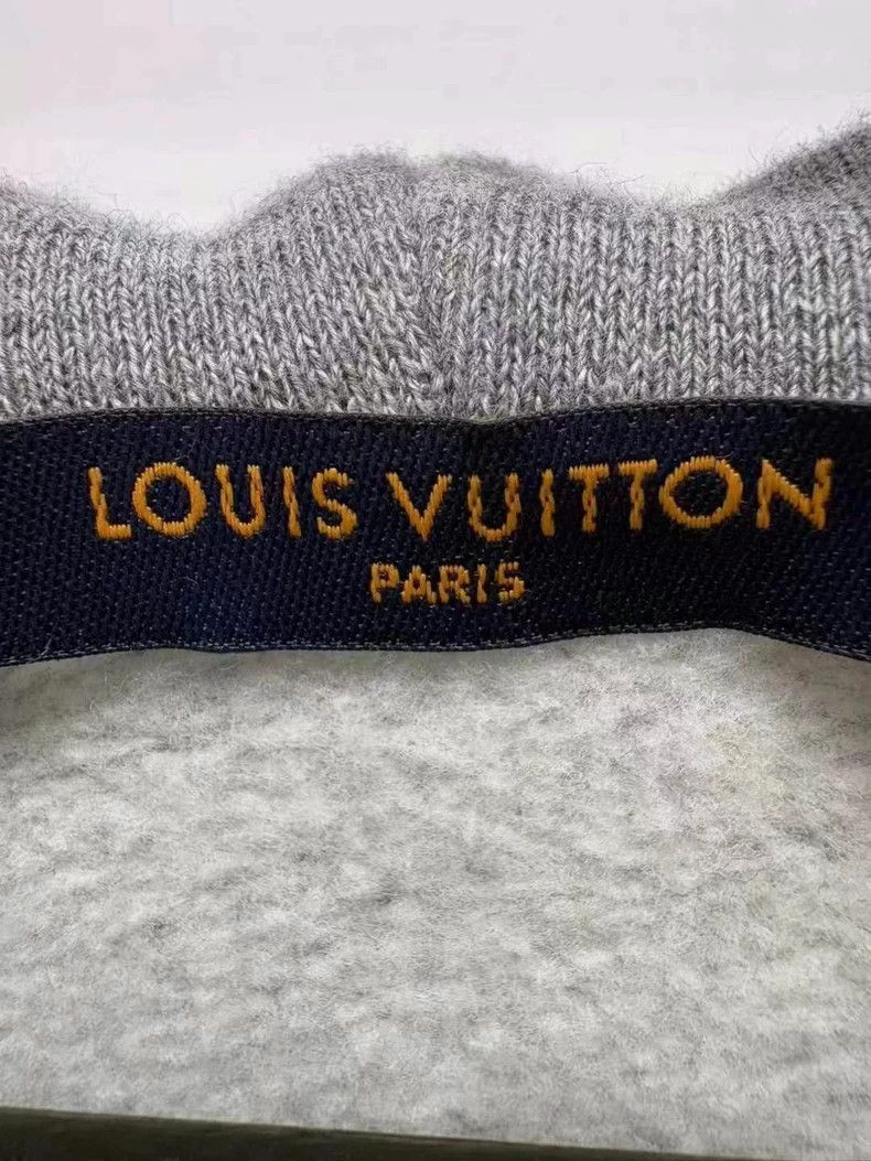 Louis Vuitton Louis Vuitton Three-dimensional large logo zipper hoodie 25 Size US XL / EU 56 / 4 - 5 Thumbnail
