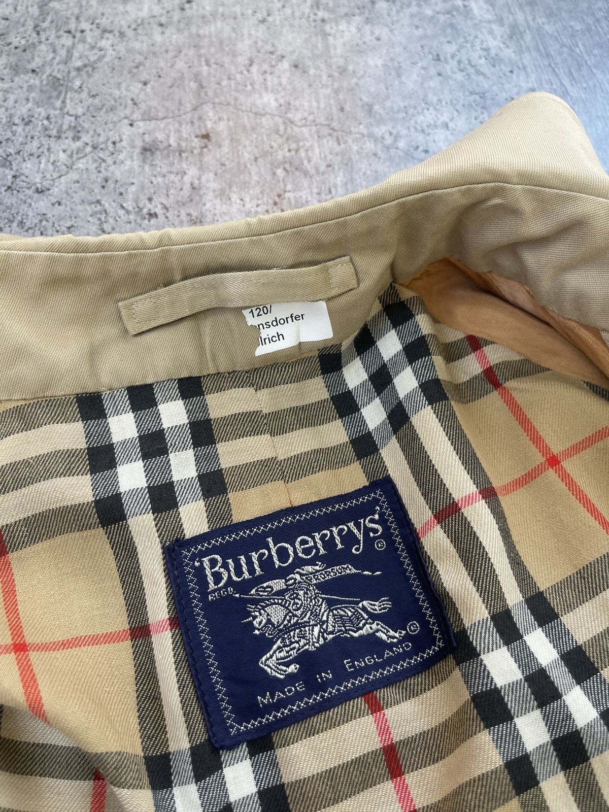 Burberry Vintage Burberry Trench Coat 90s Nova Check Beige Belted Size US L / EU 52-54 / 3 - 13 Thumbnail