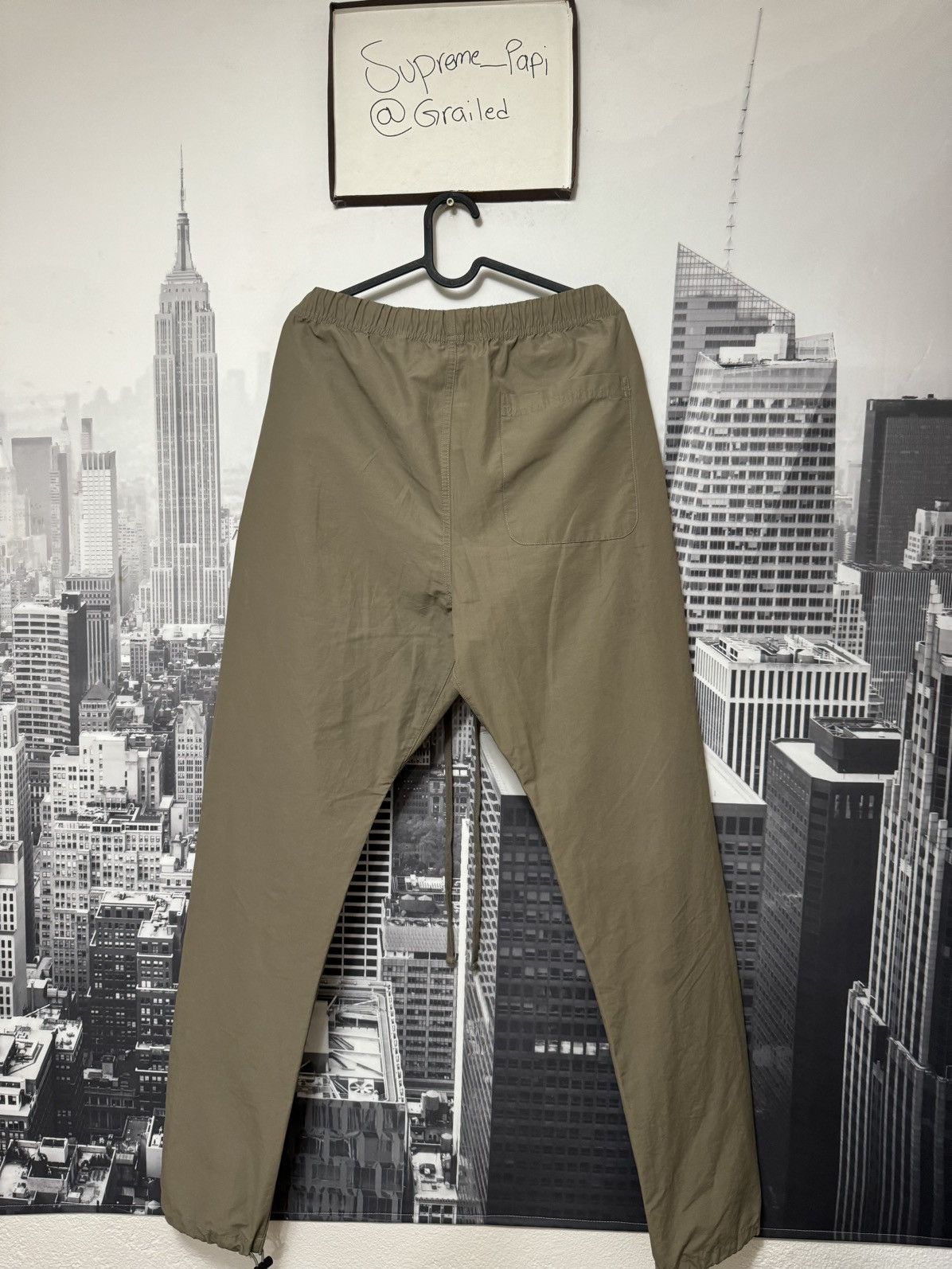 Fear of God 🔥Fear of God Essentials Taupe Track Pants SZ Medium Size US 32 / EU 48 - 8 Thumbnail