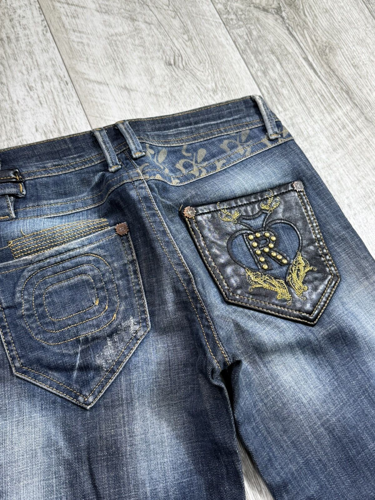 Japanese Brand Japanese brand feared jeans Y2K big logo streetwear crazy Size US 27 - 4 Thumbnail