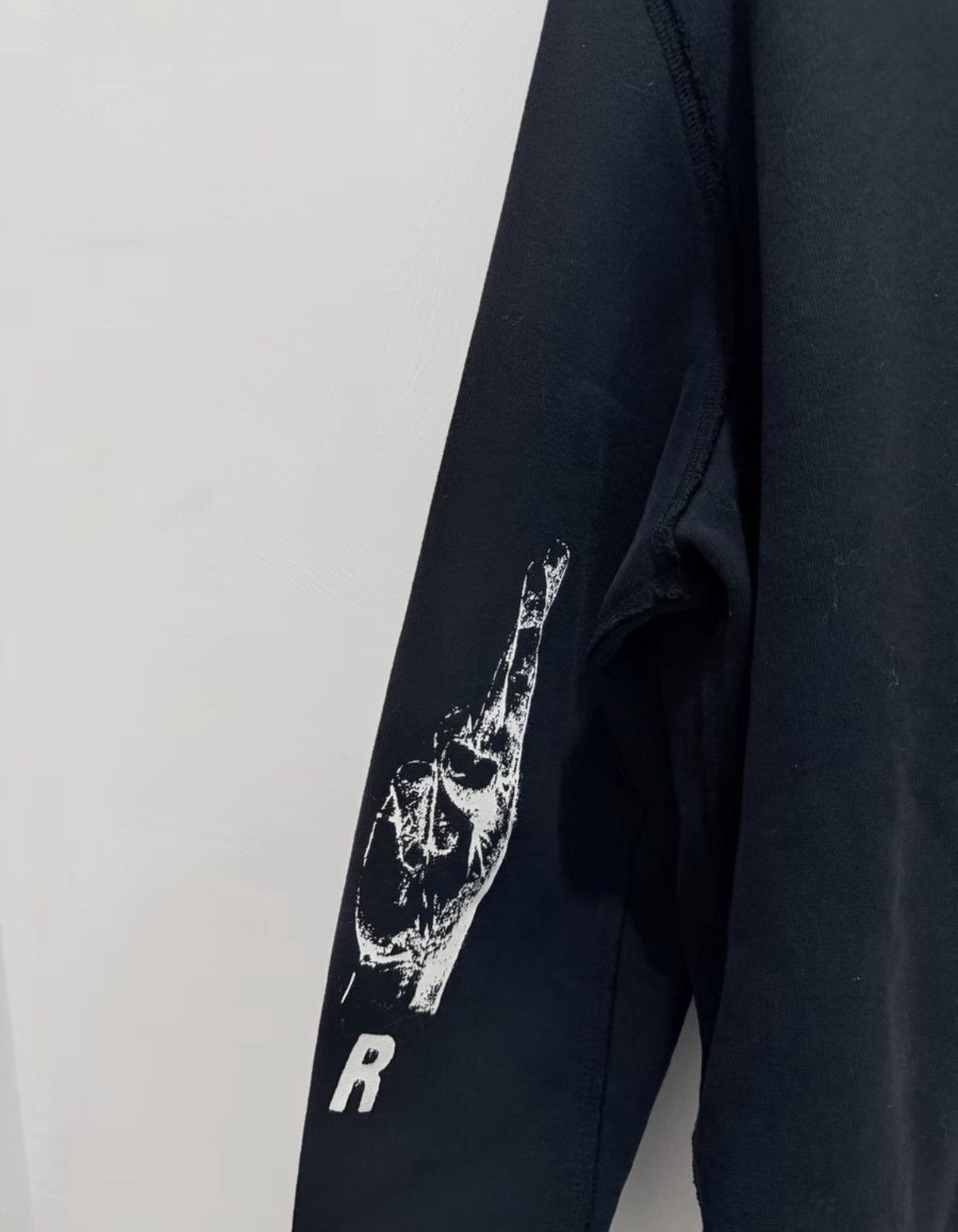 Raf Simons 【RAF SIMONS】Black Zip-Up Hoodie Size US M / EU 48-50 / 2 - 6 Thumbnail