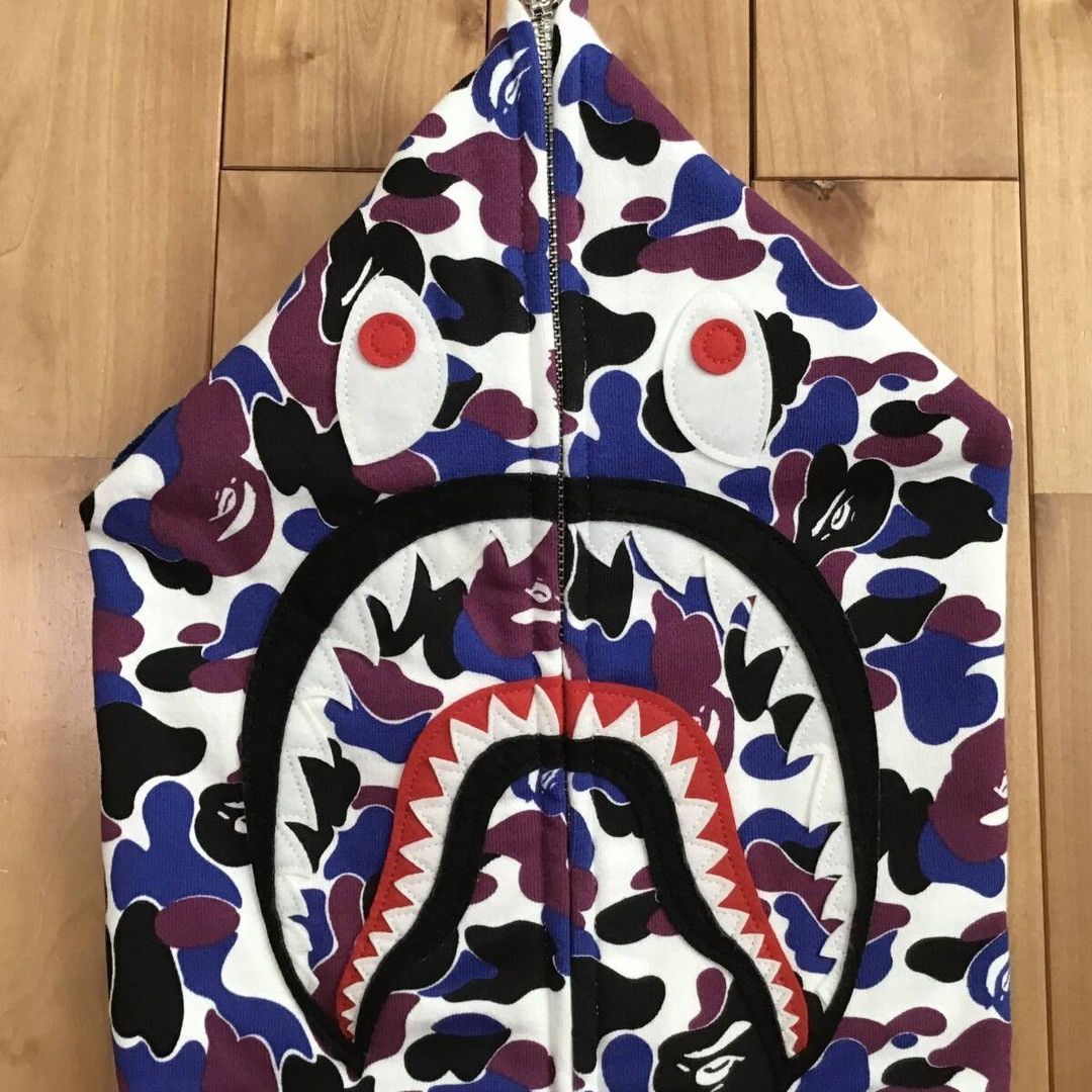 Bape 2024 🔥Hong Kong Store Camo🔥 BAPE shark full zip hoodie APE Size US XL / EU 56 / 4 - 4 Thumbnail