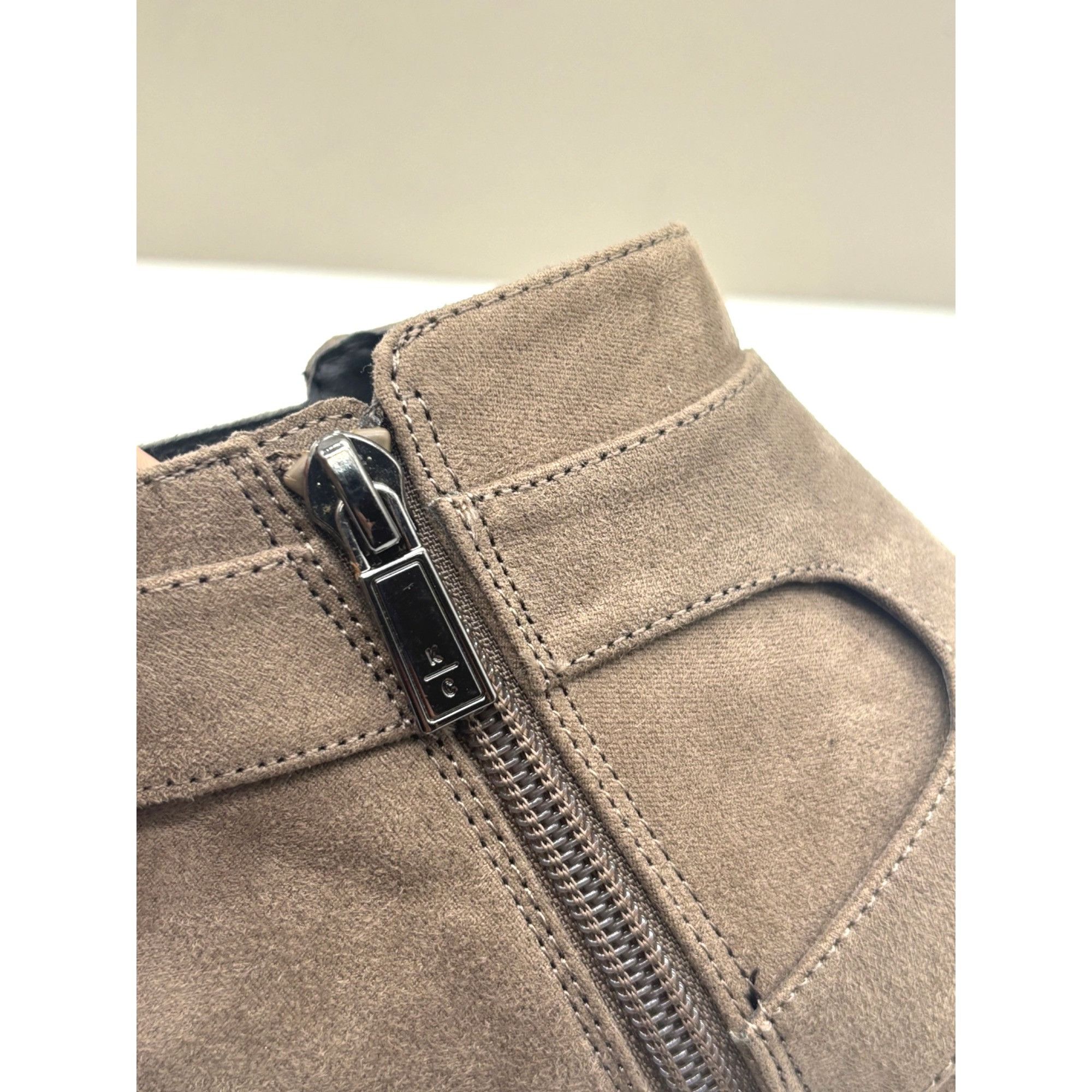 Other Kenneth Cole Reaction Women's Re-Buckle Booties, Putty Masil Size US 5 / IT 35 - 12 Thumbnail