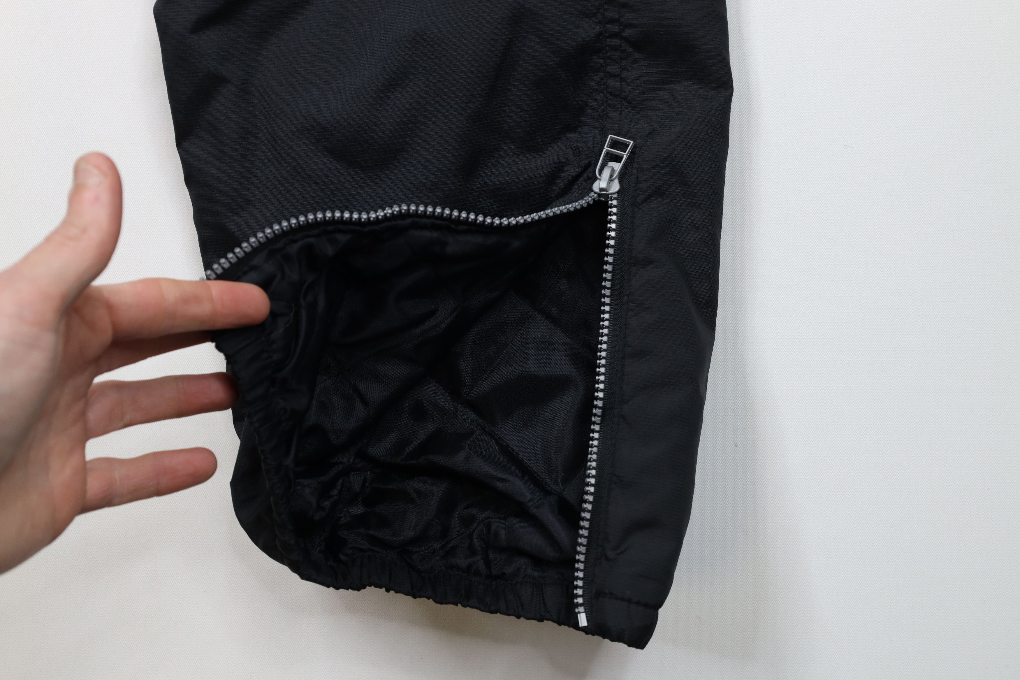 Vintage Vintage 90s Y2K Streetwear Cargo Joggers Pants Black Nylon Size US 34 / EU 50 - 5 Thumbnail