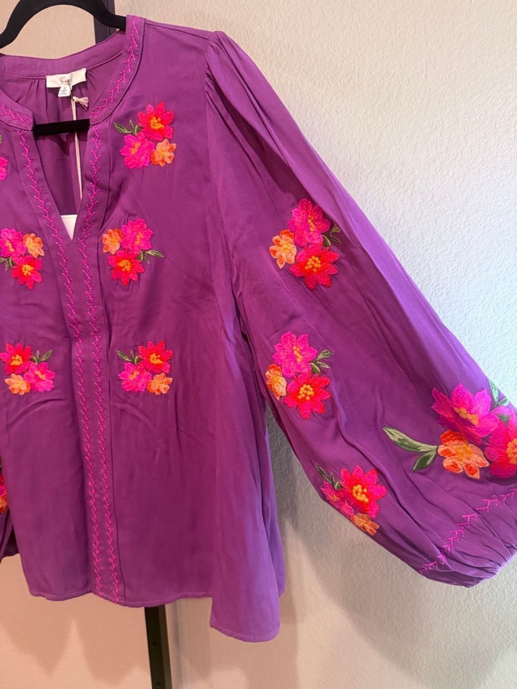 Other Easel Floral Embroidered Long Sleeve Top in Plum Size S Size S / US 4 / IT 40 - 6 Thumbnail