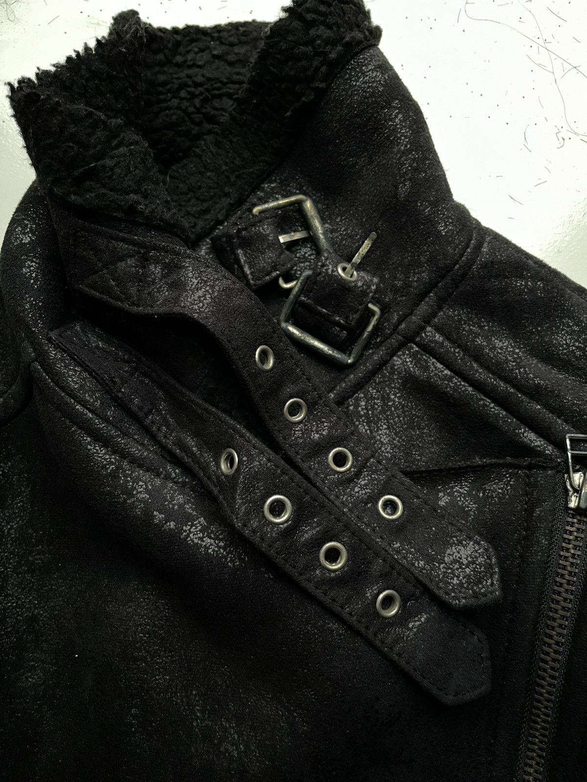 Share Spirit Homme 2000s MIXXO faux fur waxed vkei black bondage jacket Size US M / EU 48-50 / 2 - 5 Thumbnail