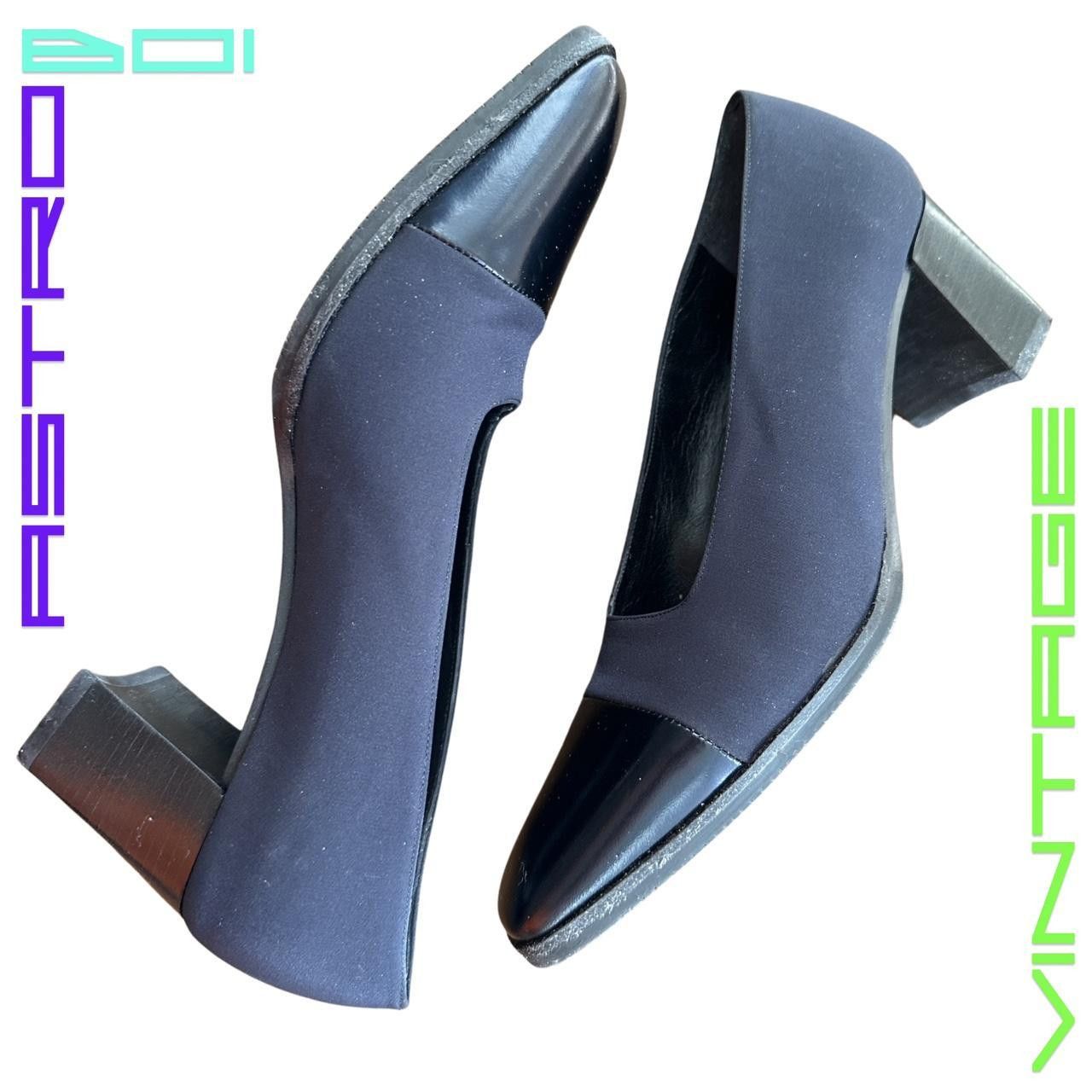 Other VINTAGE SESTO MEUCCI NAVY CAP TOE PUMPS _ 7W Size US 7 / IT 37 - 3 Thumbnail