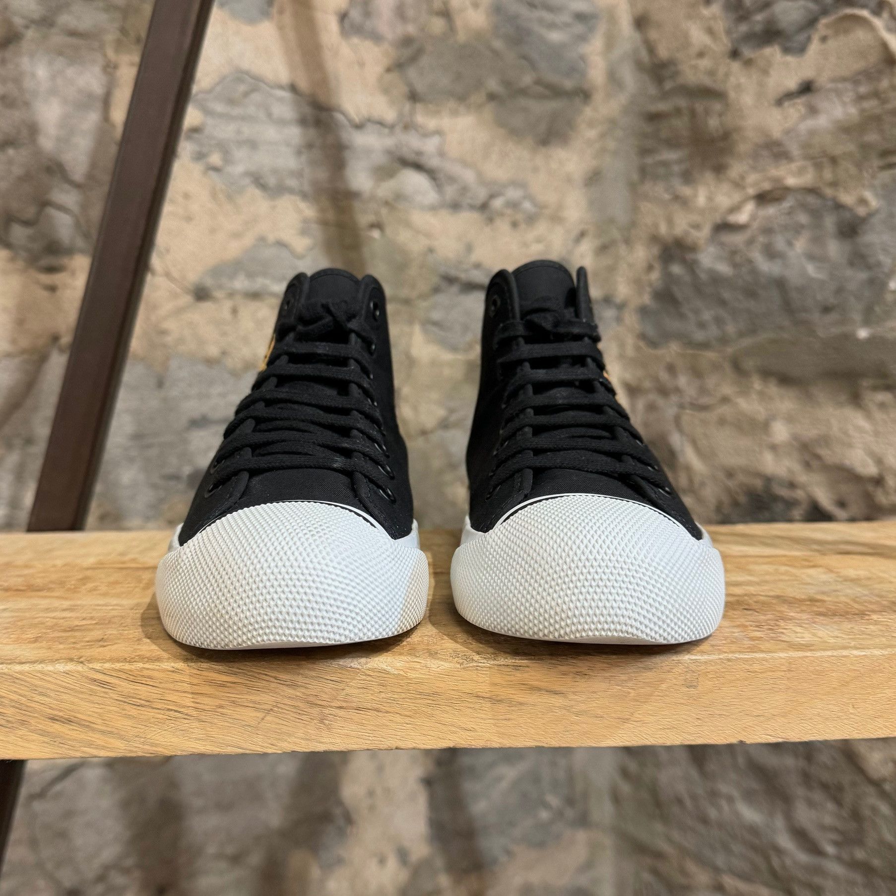 Burberry Burberry Black Canvas Knight Embroidered Kingly Big Sneakers Size US 6 / IT 36 - 4 Thumbnail